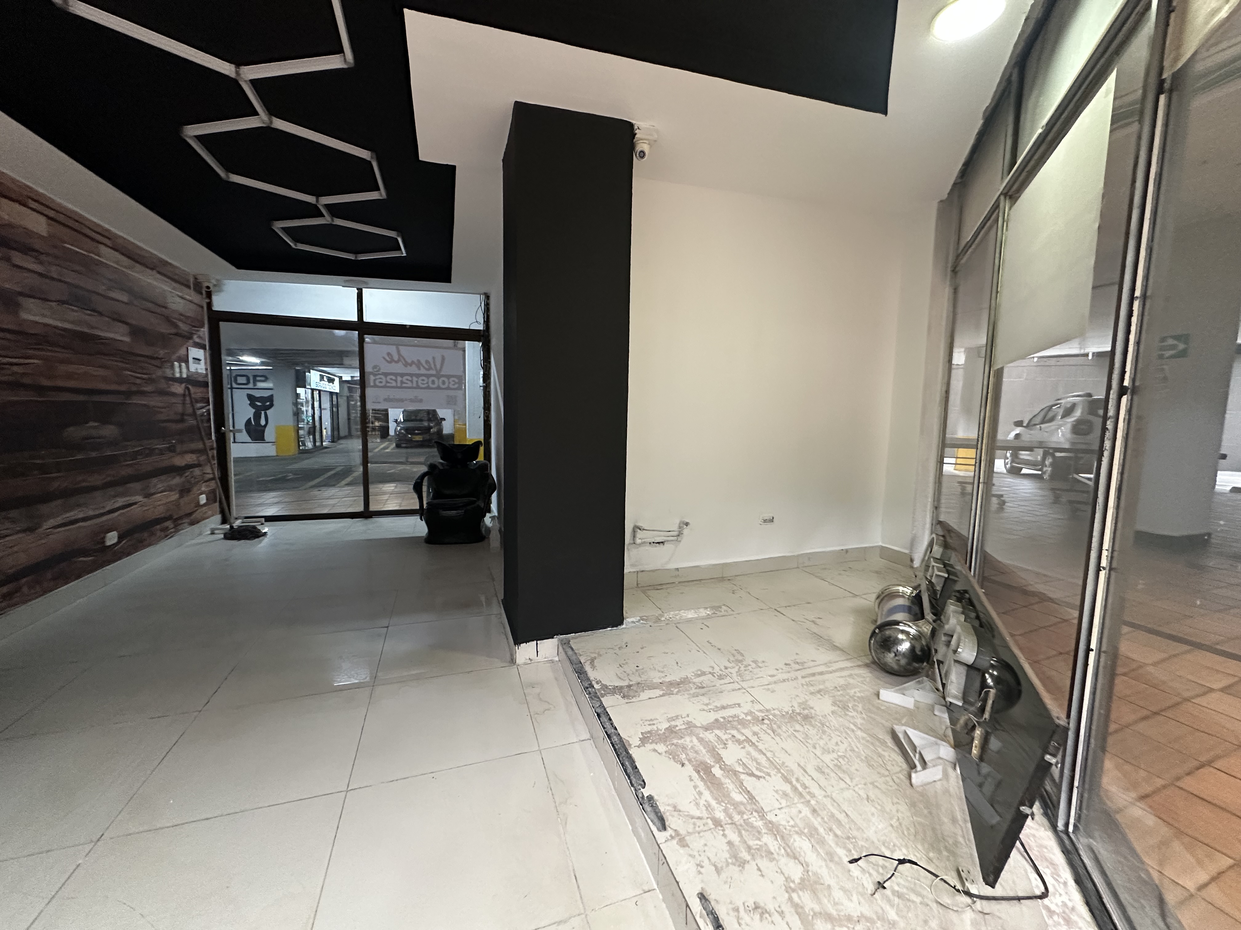 Foto de Local en Venta en Av bolivar, Armenia  - 2 - 279070259