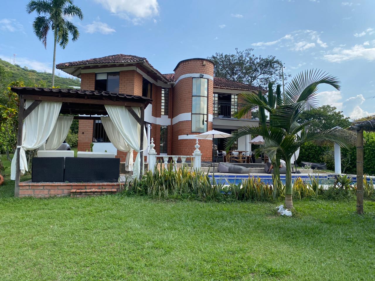Foto de Casa campestre en Venta en Margaritas, Risaralda - 2 - 279056665