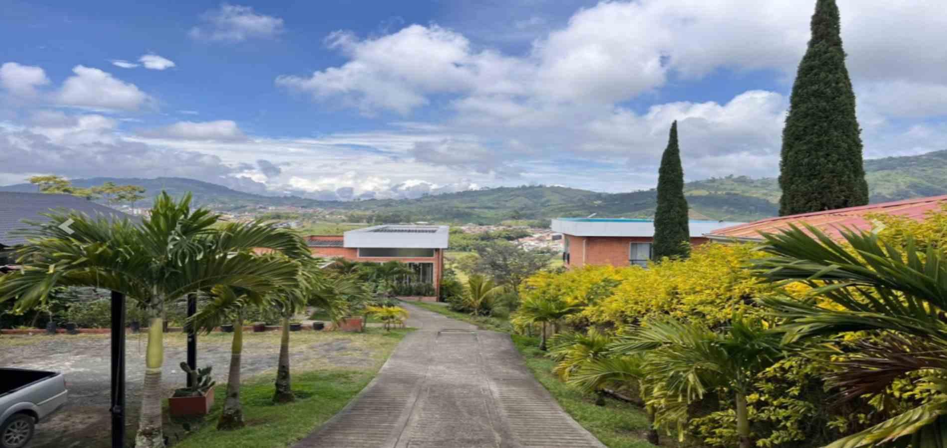 Foto de Casa campestre para Arriendo en Santa rosa de cabal, Santa rosa de cabal - 279058819