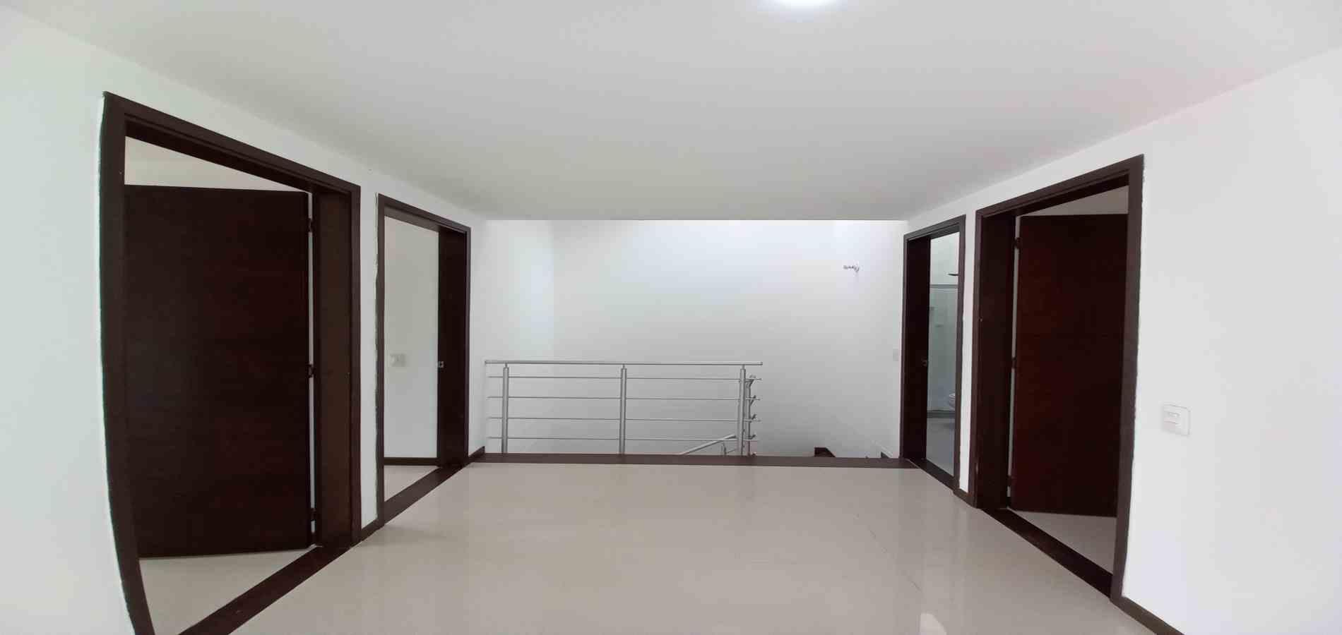Foto de Casa en Arriendo en Av 19, Armenia  - 34 - 279068699