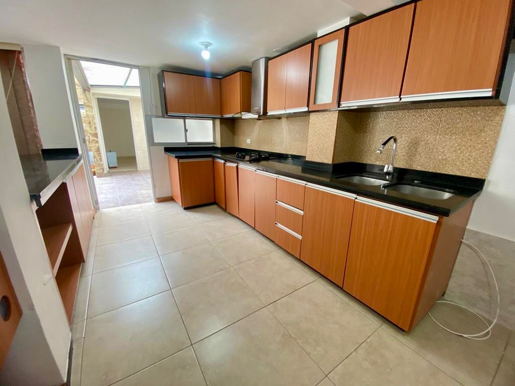 Foto de Casa en Venta en Laureles, Armenia  - 4 - 279068478