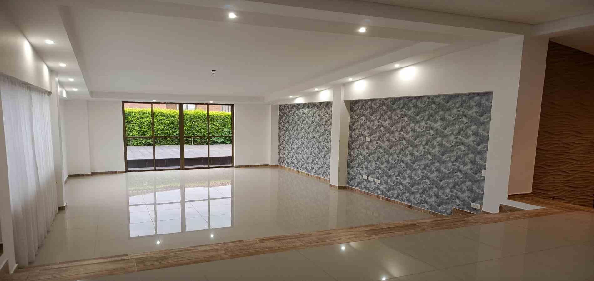 Foto de Casa campestre en Venta en Av. la romelia el pollo, Dosquebradas - 9 - 279061808