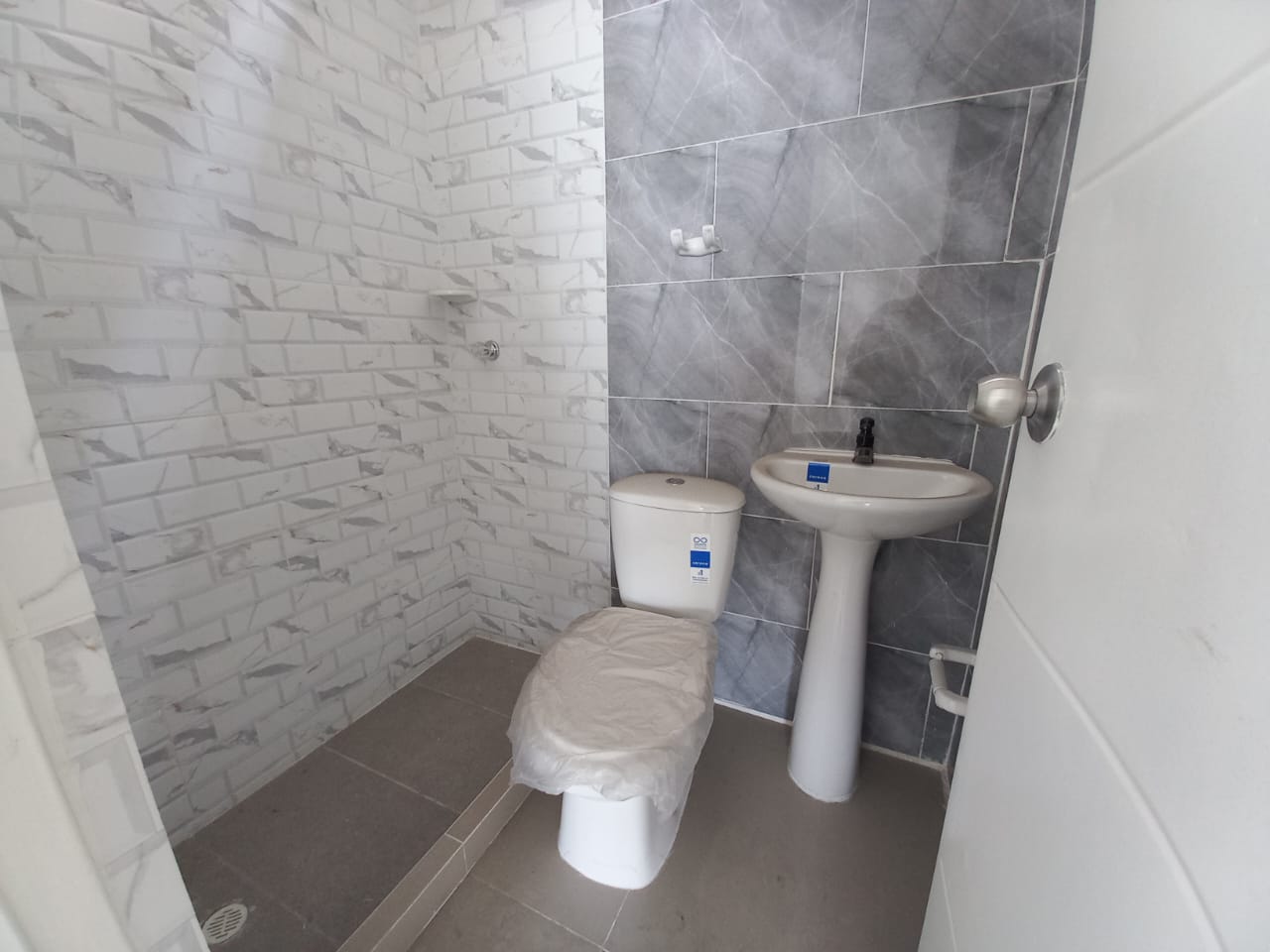 Foto de Local en Arriendo en Cuba, Pereira - 9 - 279065423