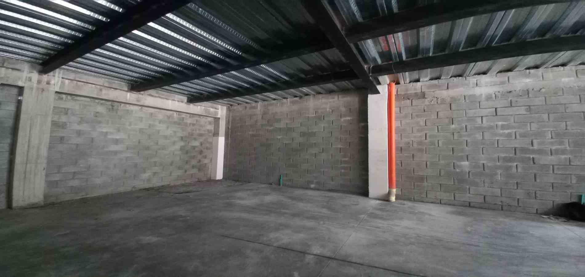 Foto de Bodega en Arriendo en Avenida 30 de agosto, Pereira - 9 - 279068006