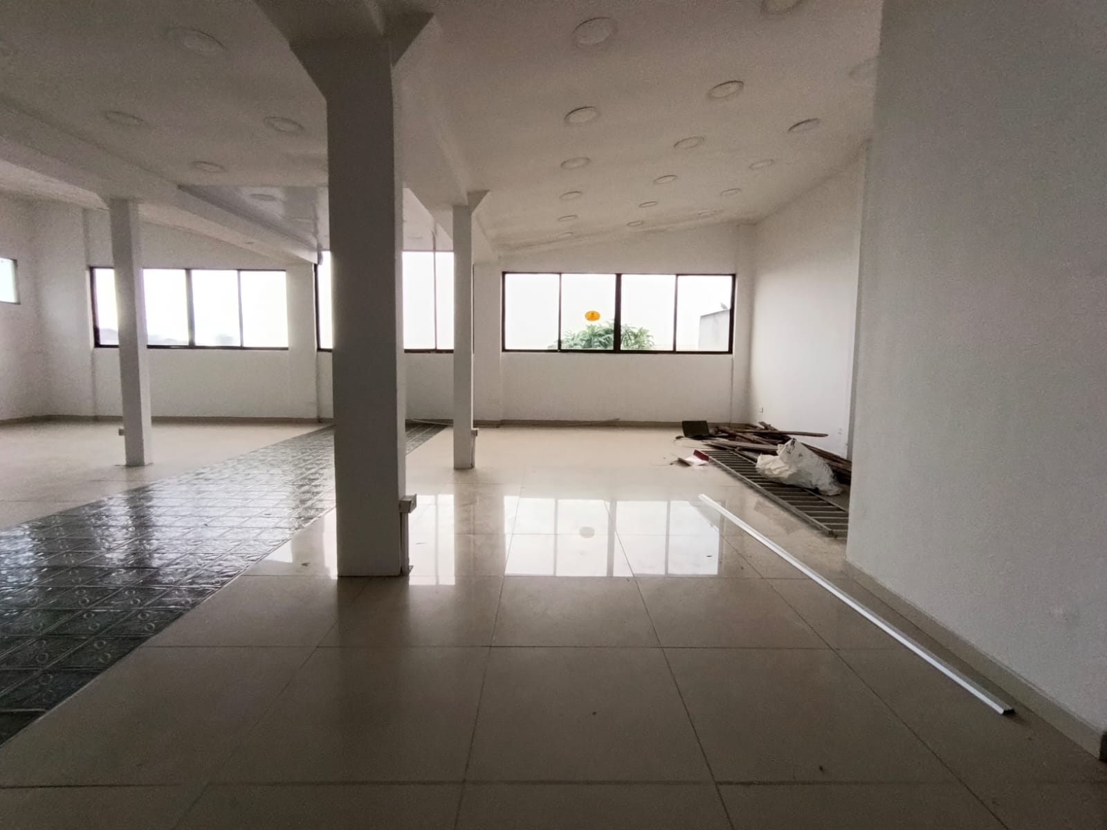 Foto de Local para Arriendo en Centro, Manizales - 279068602