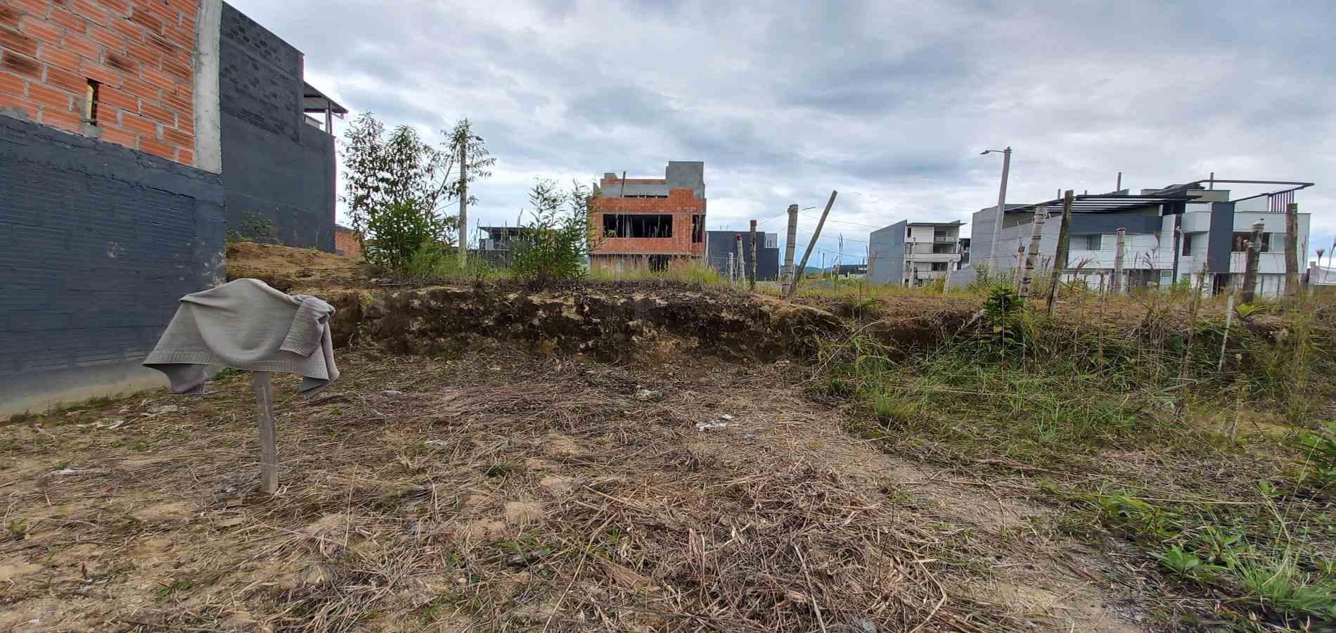 Foto de Lote / terreno en Venta en Av. la romelia el pollo, Dosquebradas - 7 - 279069045