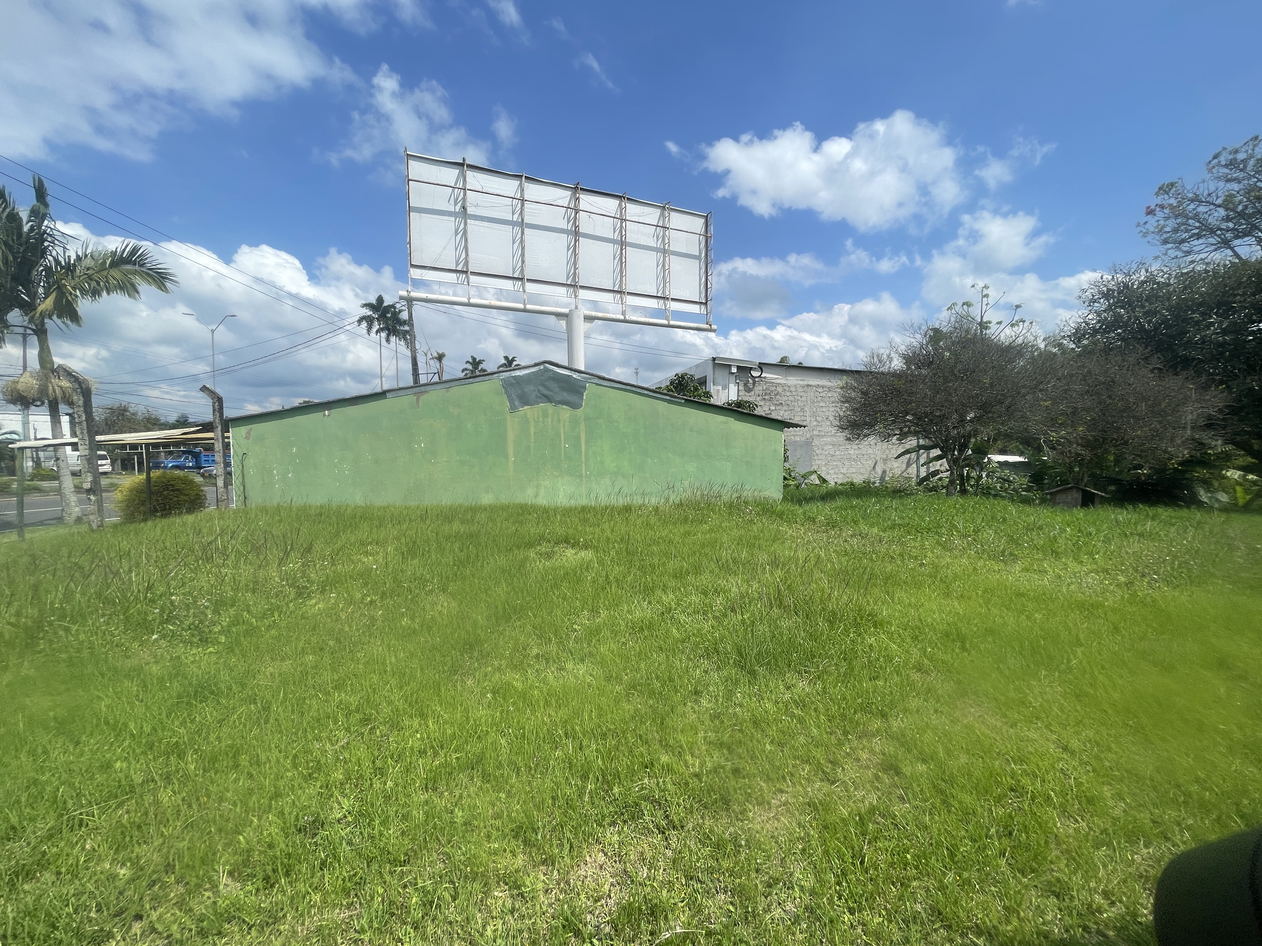 Foto de Lote / terreno en Venta en Av bolivar, Armenia  - 16 - 279065795