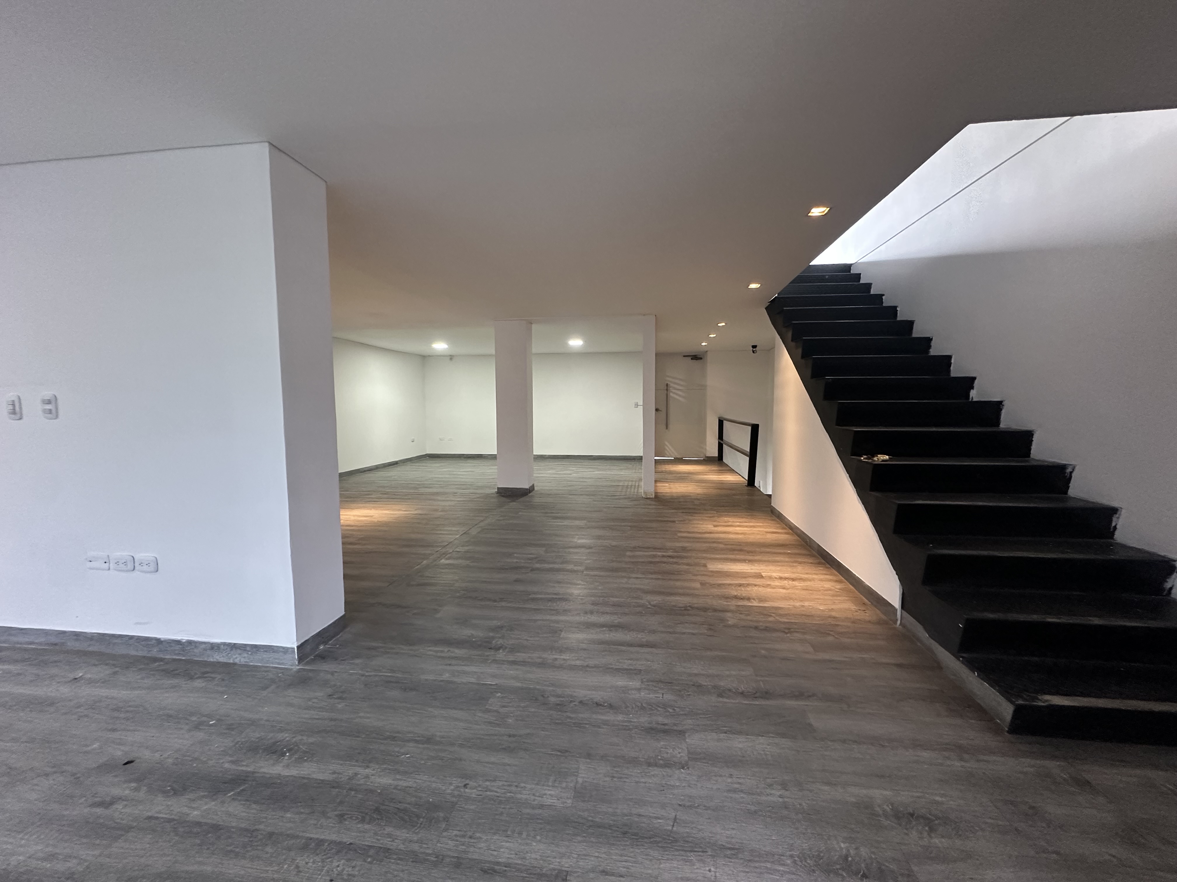 Foto de Local en Venta en Av bolivar, Armenia  - 41 - 279069736