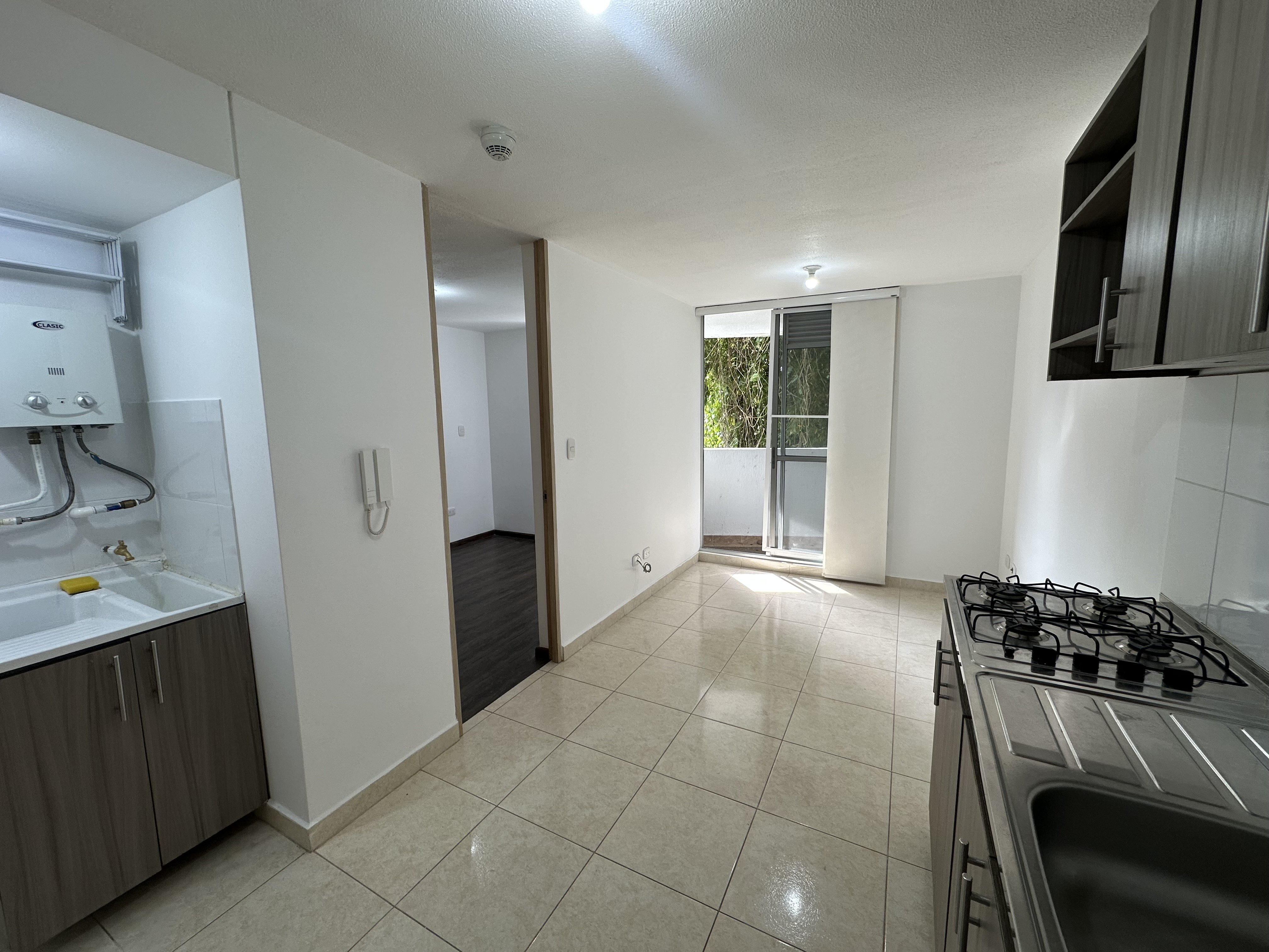 Foto de Apartamento para Arriendo en Avenida 19 norte, Armenia  - 279068253