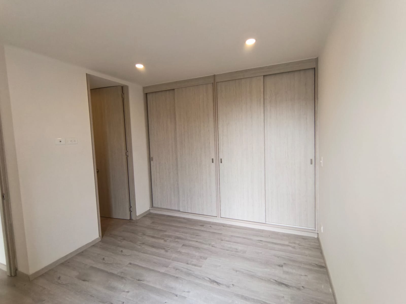 Foto de Apartamento en Venta en Avenida alberto mendoza, Manizales - 3 - 279070072
