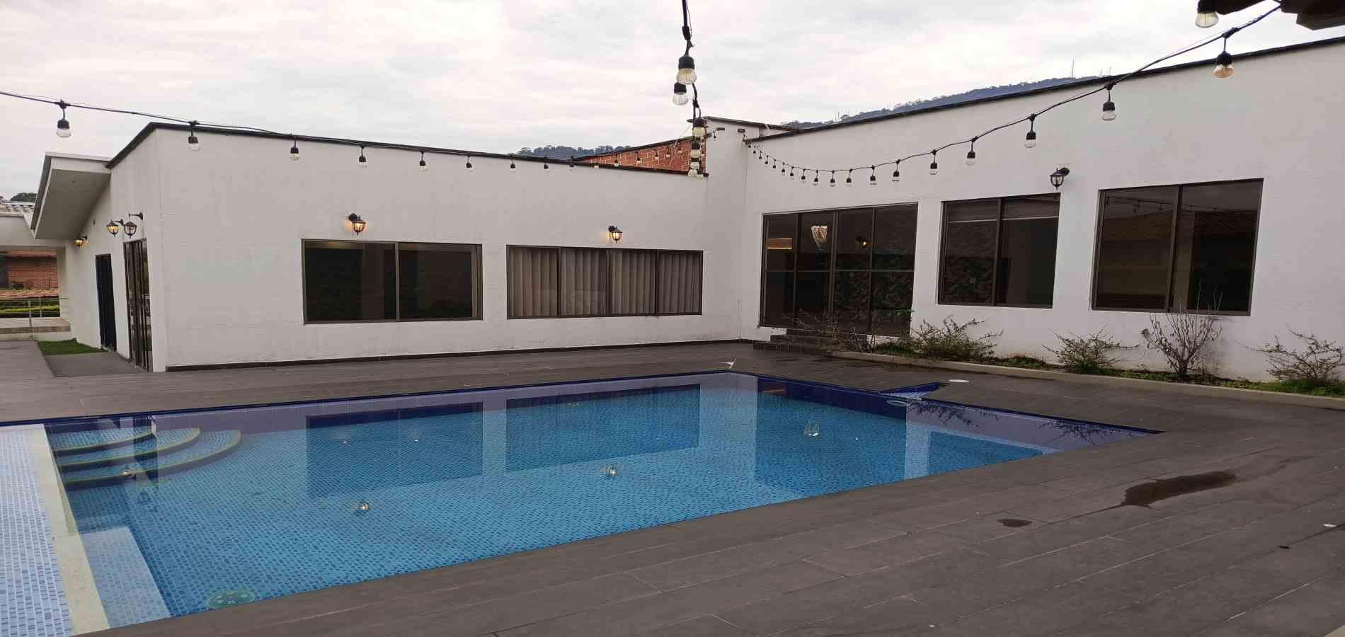 Foto de Casa campestre en Venta en Av. la romelia el pollo, Dosquebradas - 81 - 279061808