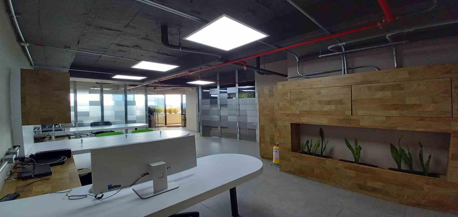 Foto de Oficina en Venta en Avenida santander , Manizales - 2 - 279069341