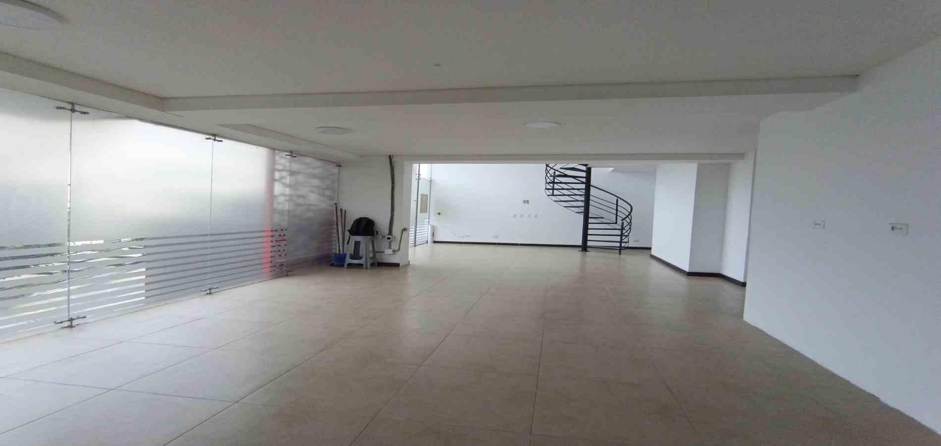 Foto de Local en Arriendo en Guayacanes, Manizales - 11 - 279069667