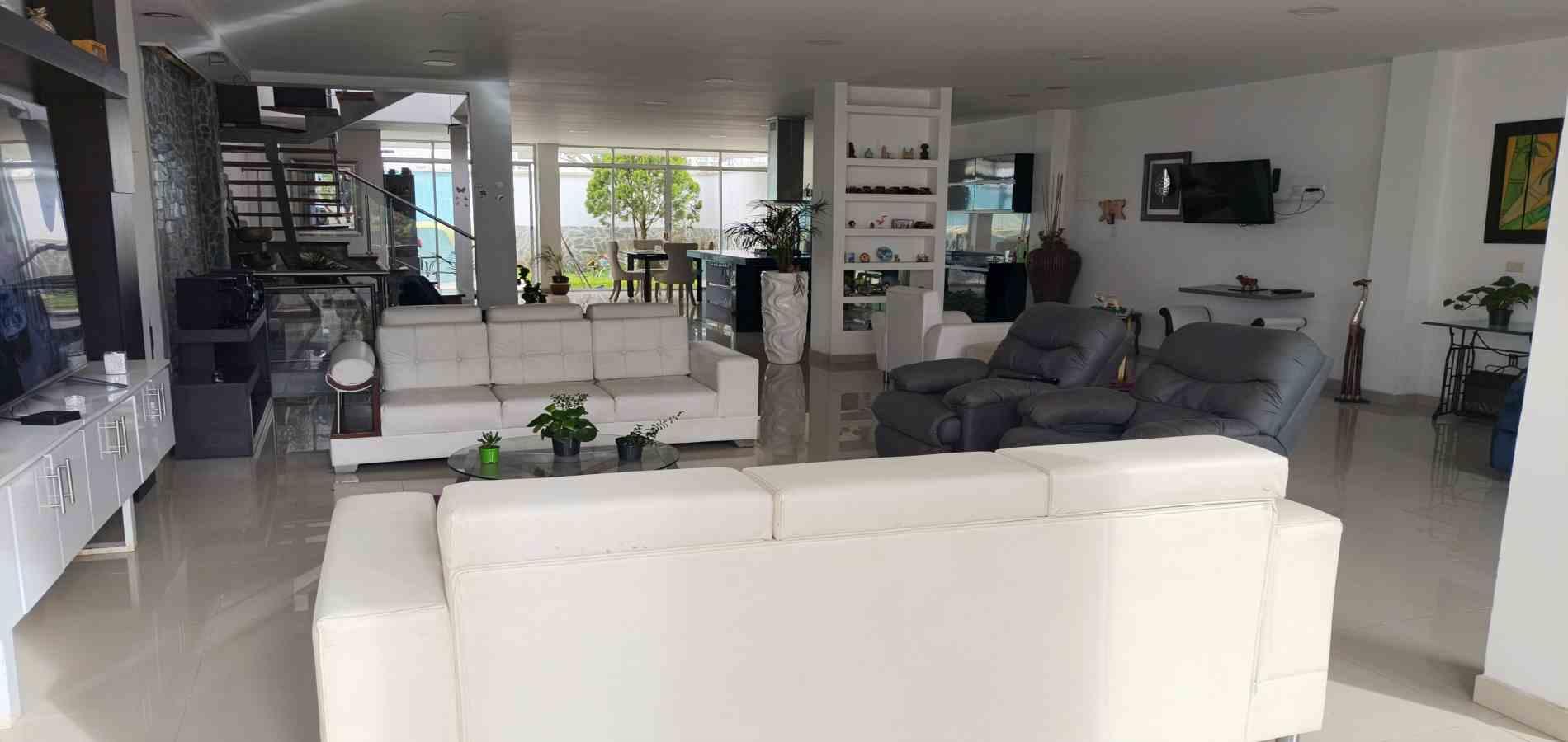 Foto de Casa en Venta en Av bolivar, Armenia  - 34 - 279067013