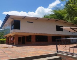 Foto de Casa campestre en Venta en Berlin, Ibague - 26 - 279063576