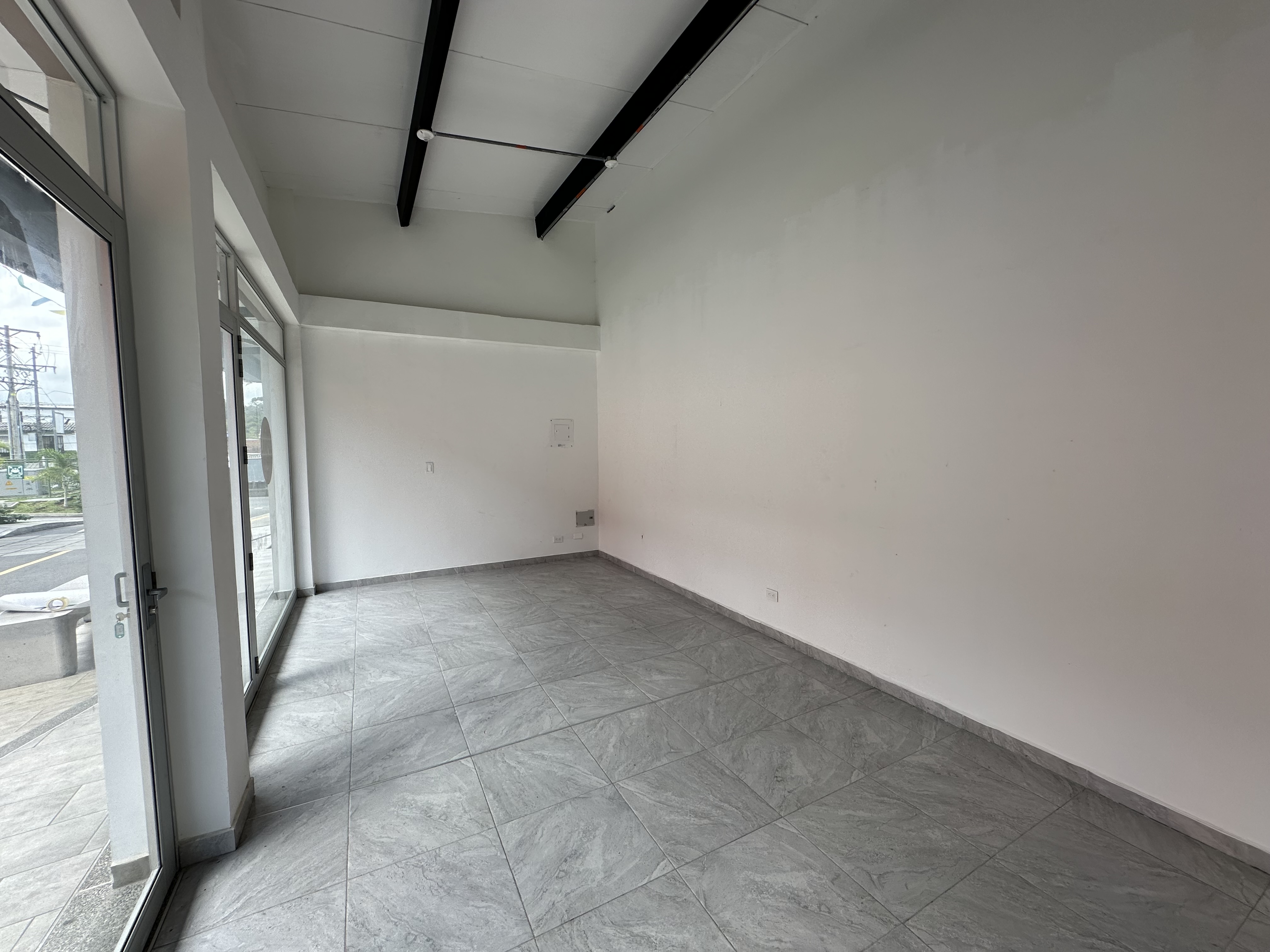 Foto de Local en Arriendo en Via montenegro, Armenia  - 4 - 279068560