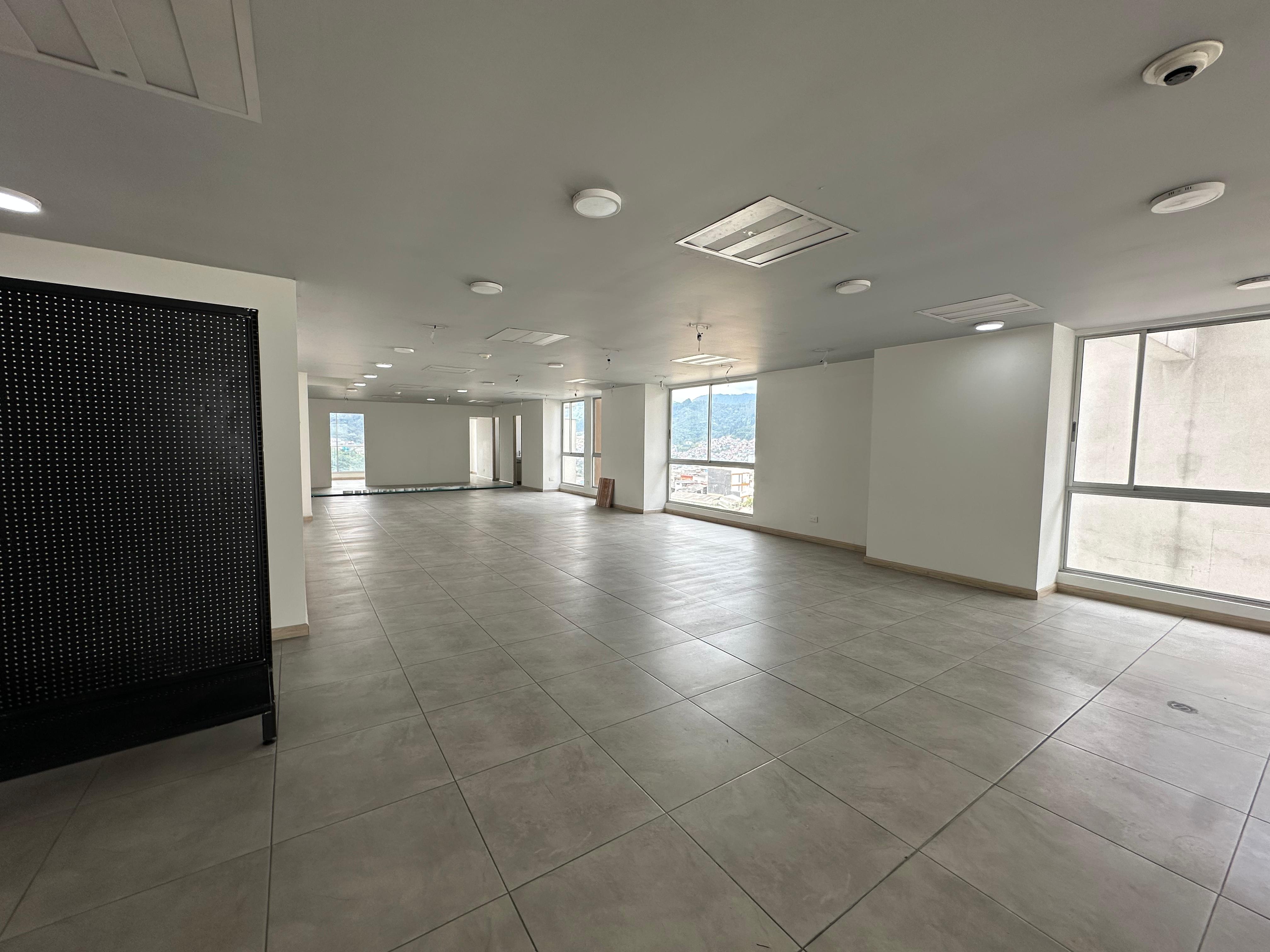 Foto de Local en Arriendo en Avenida santander , Manizales - 13 - 279064022
