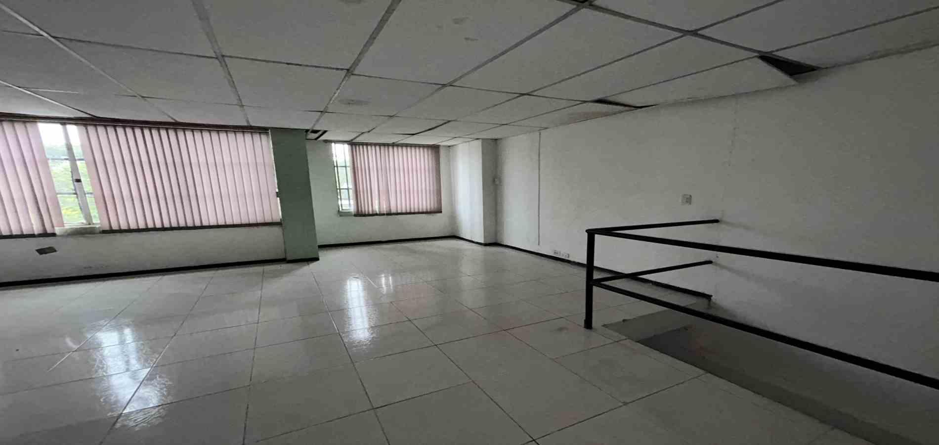 Foto de Bodega en Arriendo en Avenida 30 de agosto, Pereira - 11 - 279067385
