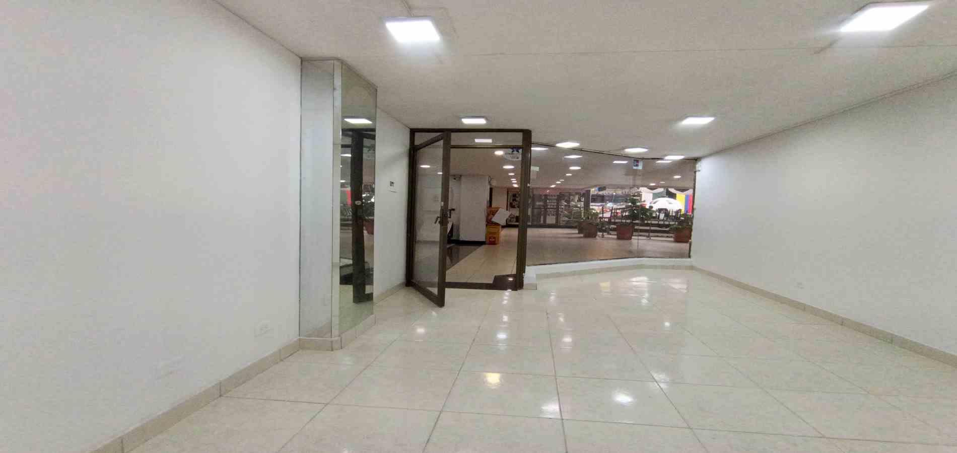 Foto de Local en Arriendo en Centro, Manizales - 12 - 279069698