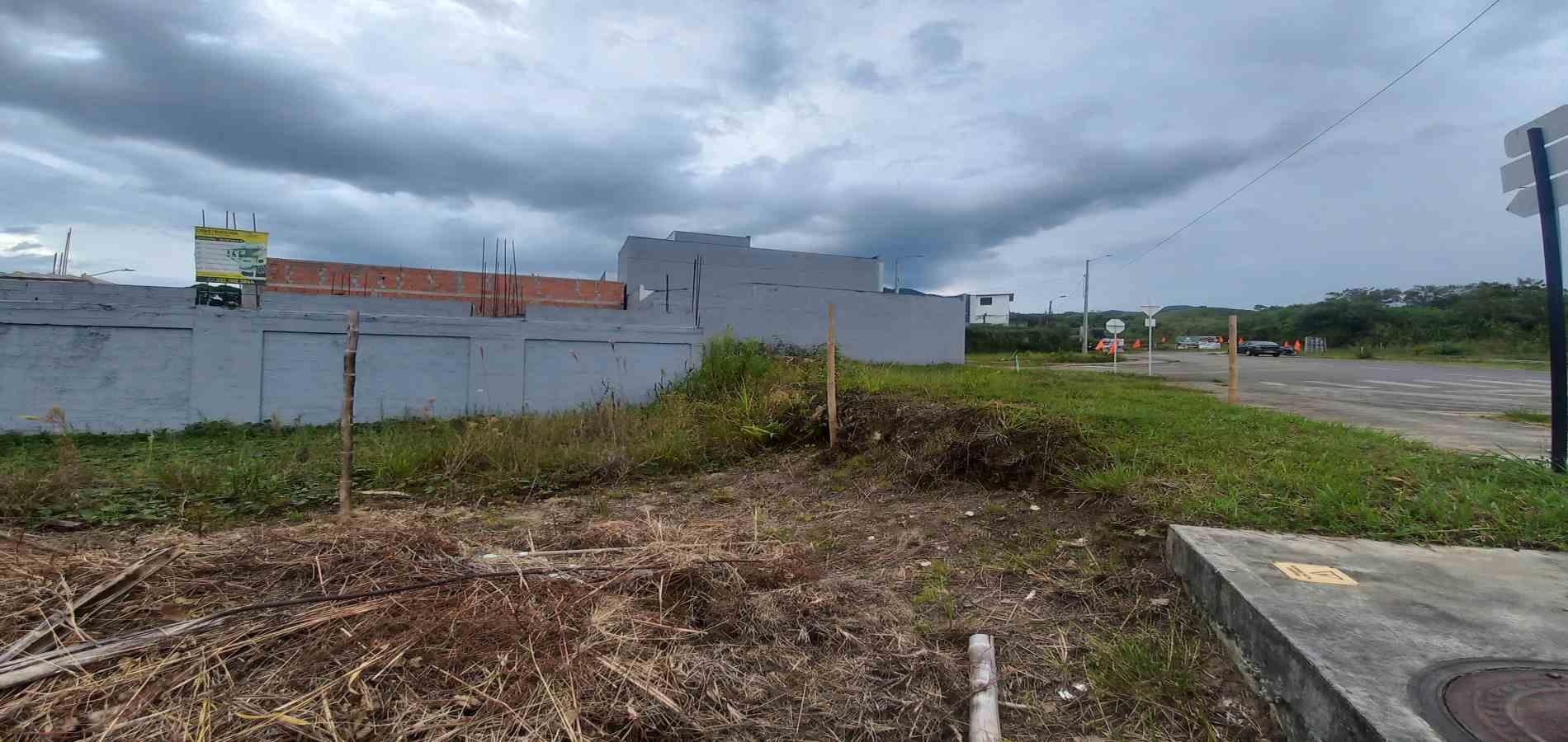 Foto de Lote / terreno en Venta en Av. la romelia el pollo, Dosquebradas - 10 - 279069715