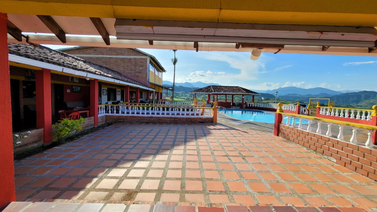 Foto de Casa campestre en Arriendo en Kilometro 41, Neira - 26 - 279025738