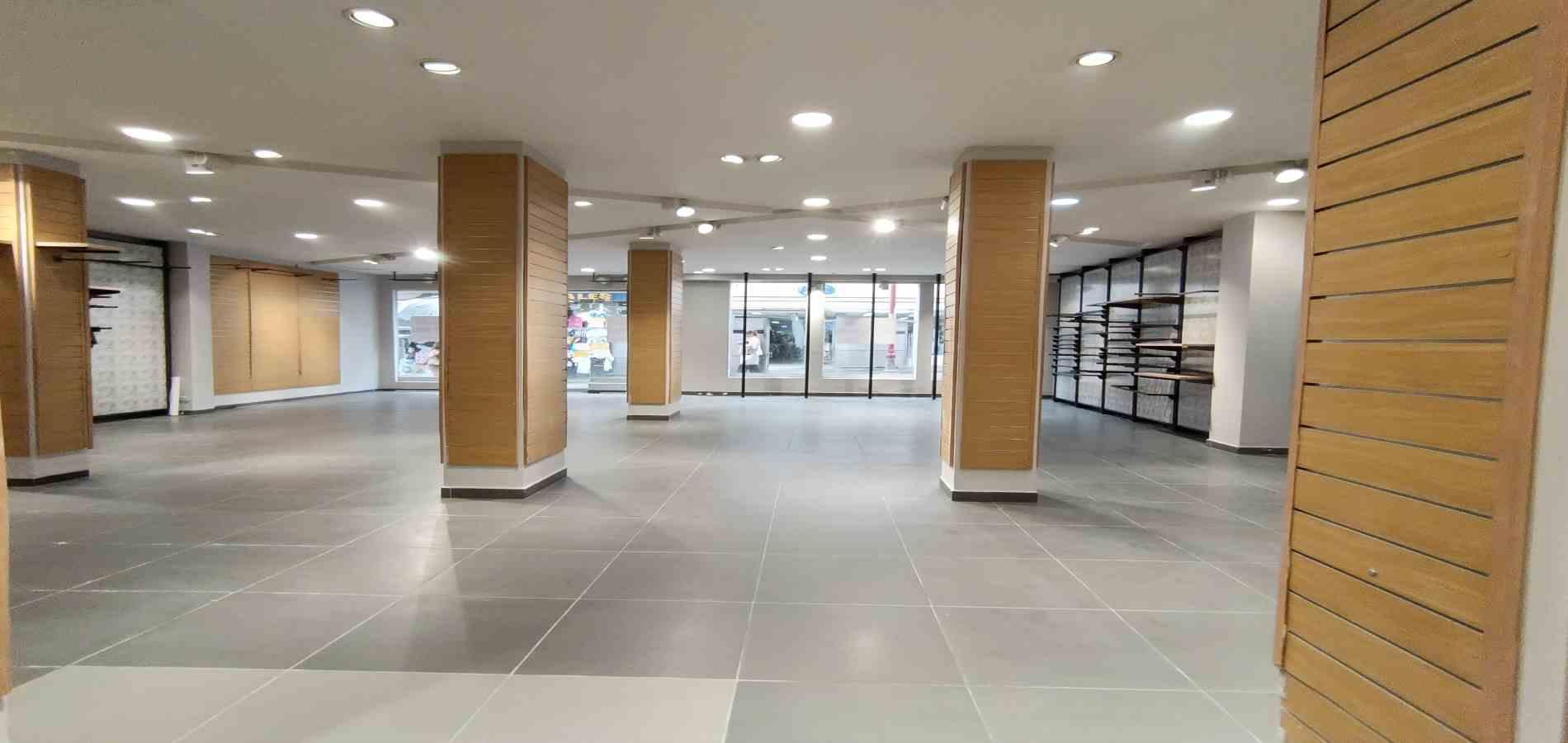 Foto de Local en Arriendo en Centro, Manizales - 3 - 279068293