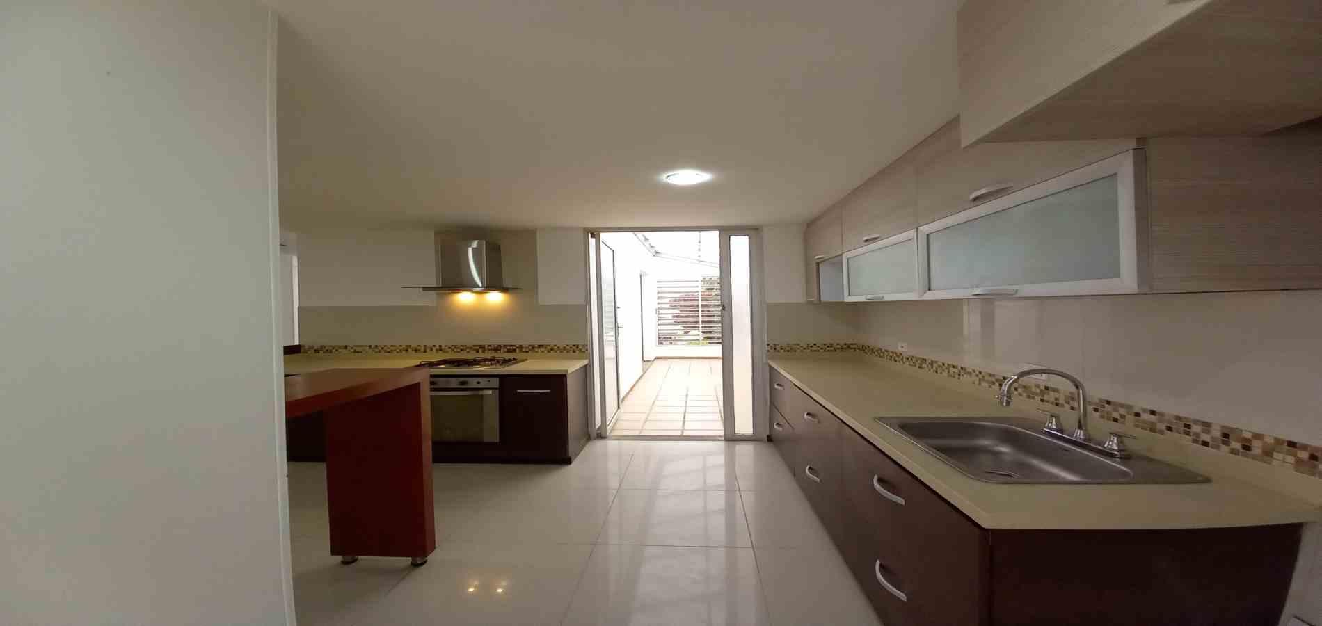 Foto de Casa en Arriendo en Av 19, Armenia  - 29 - 279068699