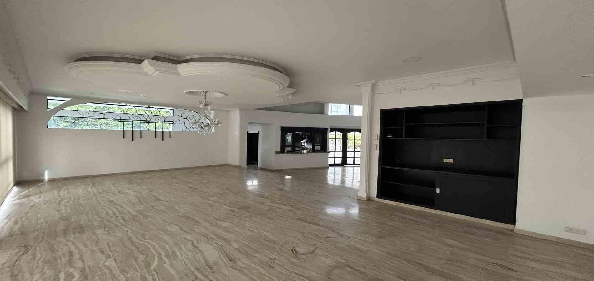Foto de Casa en Arriendo en Comuna universidad / barrio pinares, Pereira - 2 - 279069173