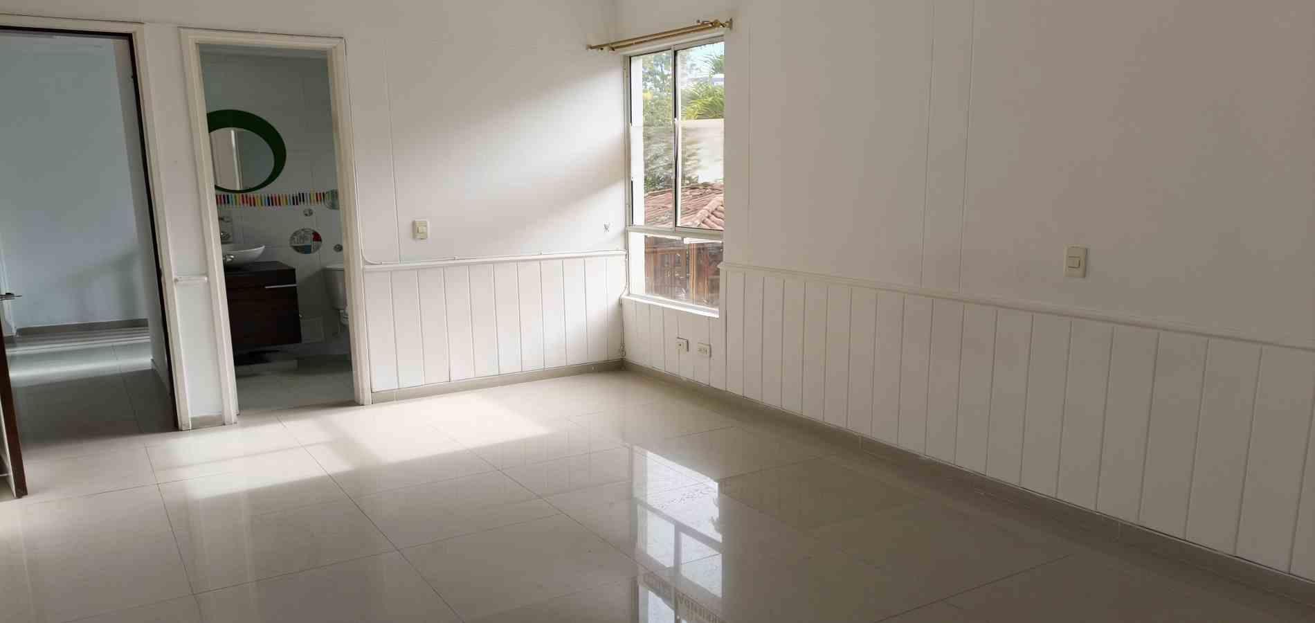 Foto de Casa para Arriendo en Avenida 19 norte, Armenia  - 279066558