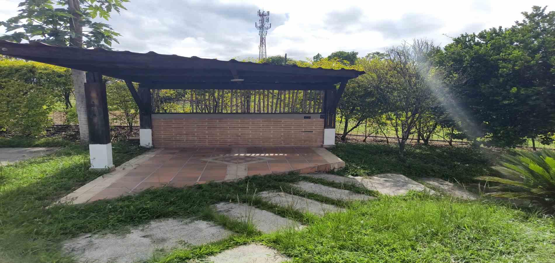 Foto de Casa campestre en Venta en Via aeropuerto el eden, Armenia  - 54 - 279068192