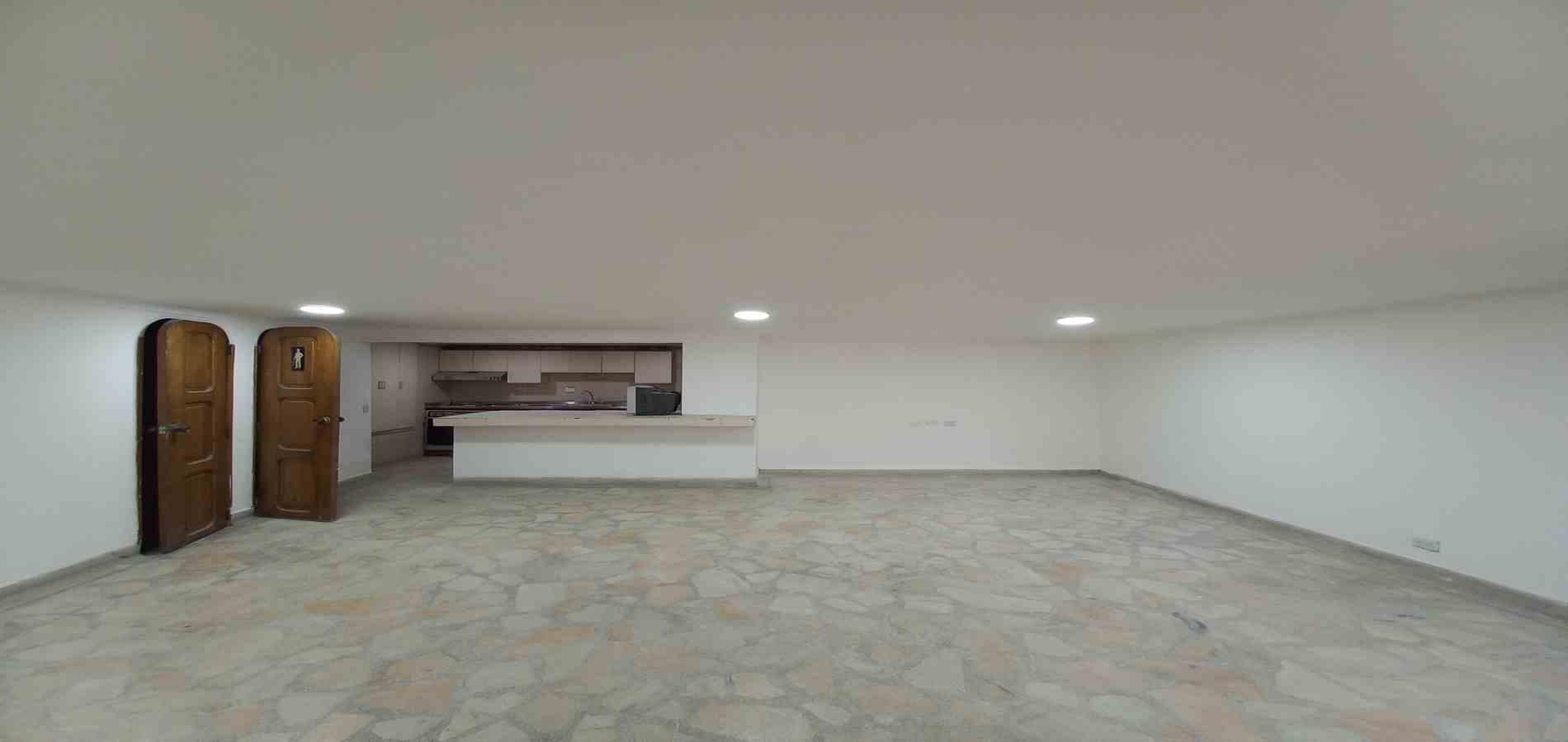 Foto de Local en Arriendo en Avenida 30 de agosto, Pereira - 11 - 279066493