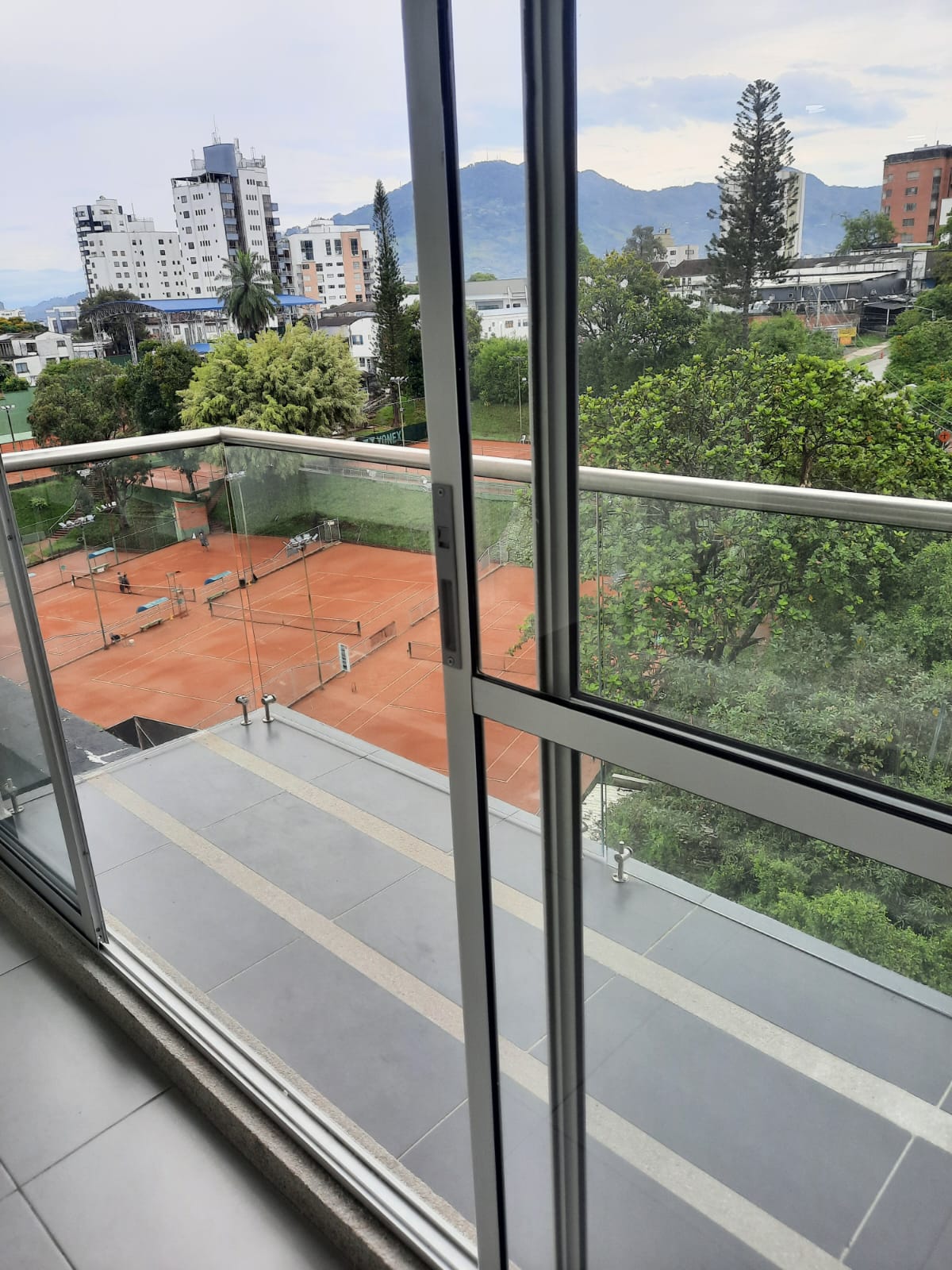 Foto de Apartamento en Venta en Pinares, Pereira - 2 - 279066623