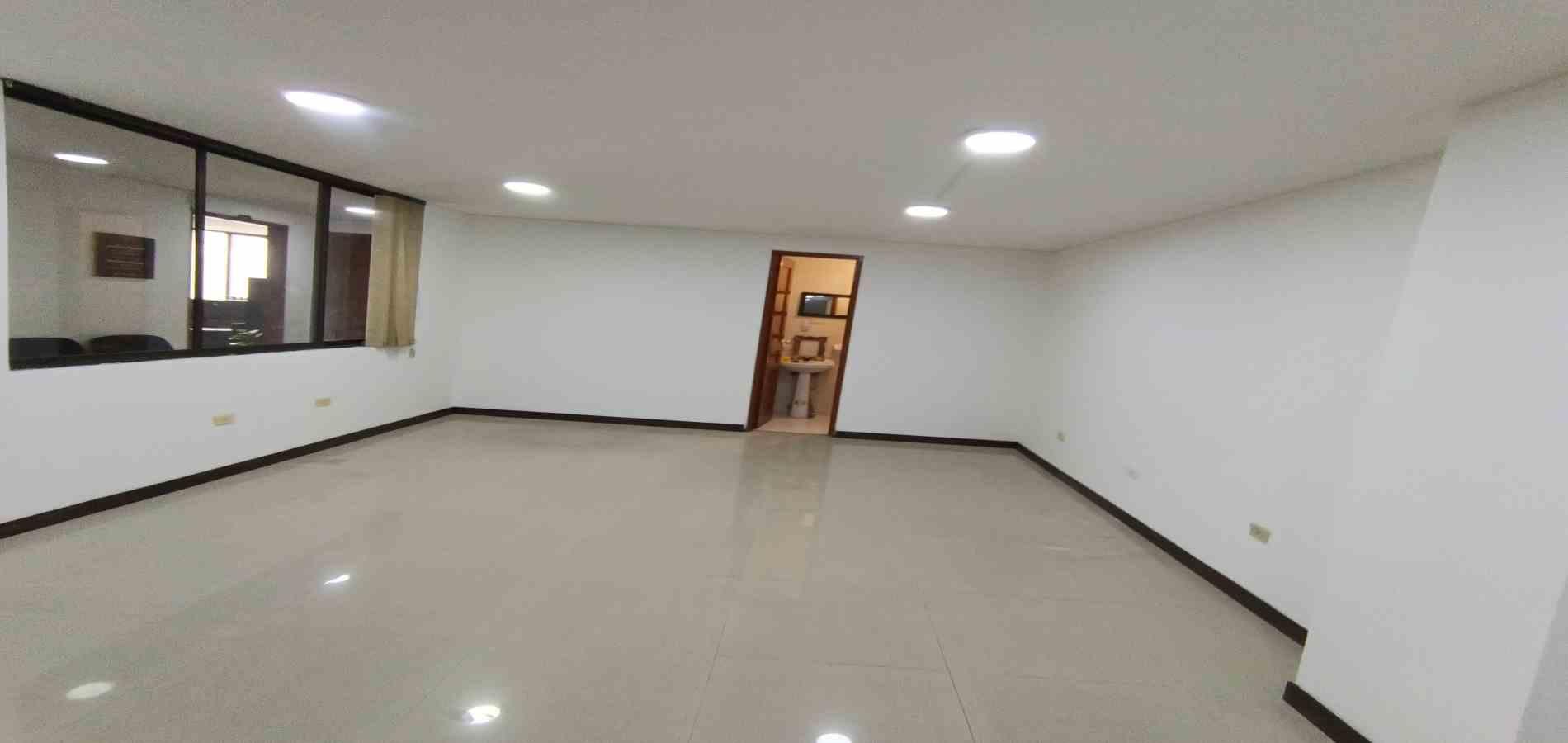 Foto de Oficina en Arriendo en Centro, Manizales - 11 - 279064044