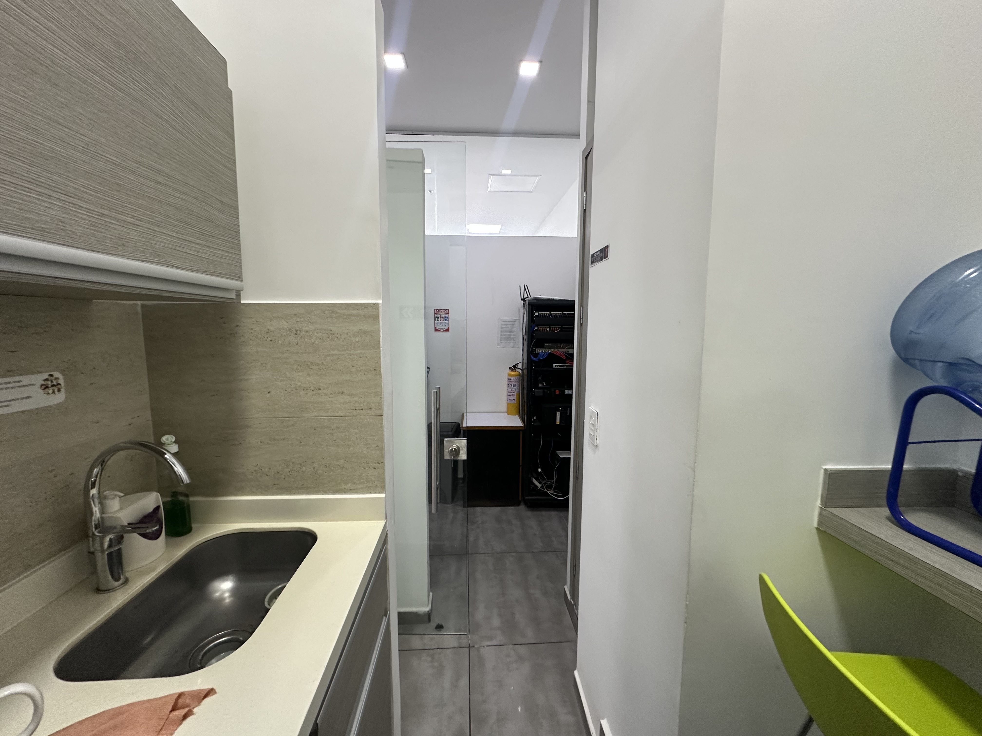 Foto de Oficina en Arriendo en Av bolivar, Armenia  - 14 - 279068722