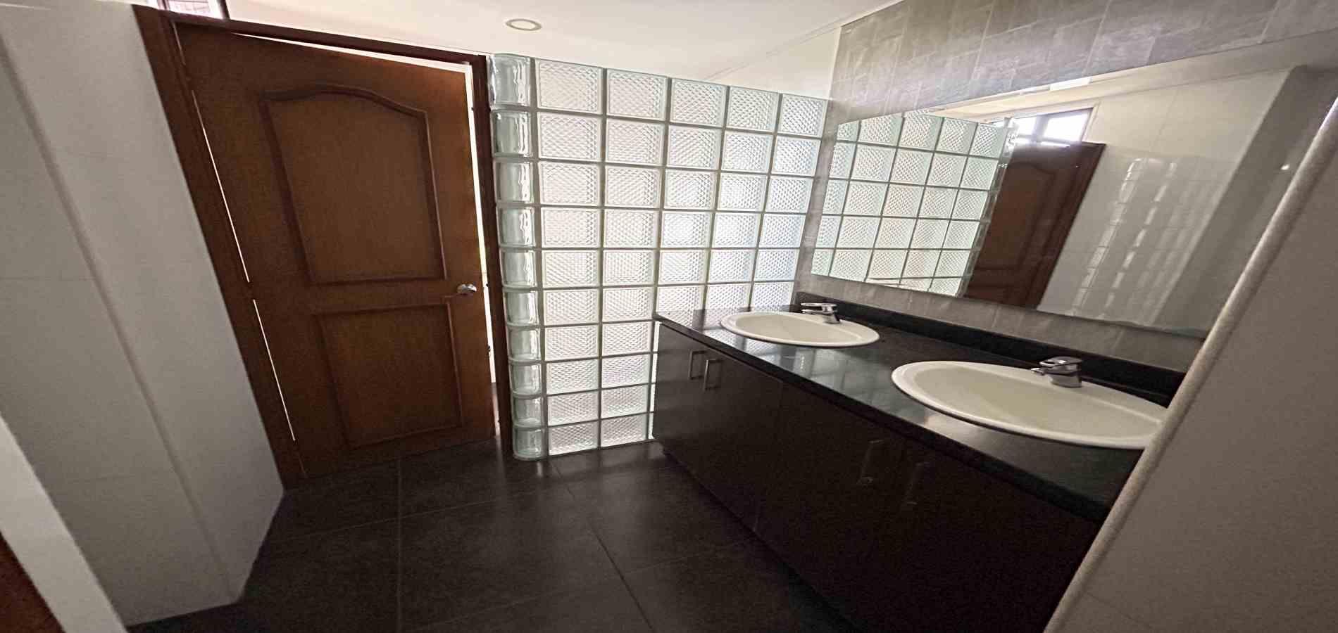 Foto de Oficina en Venta en Avenida las americas, Pereira - 3 - 279069371