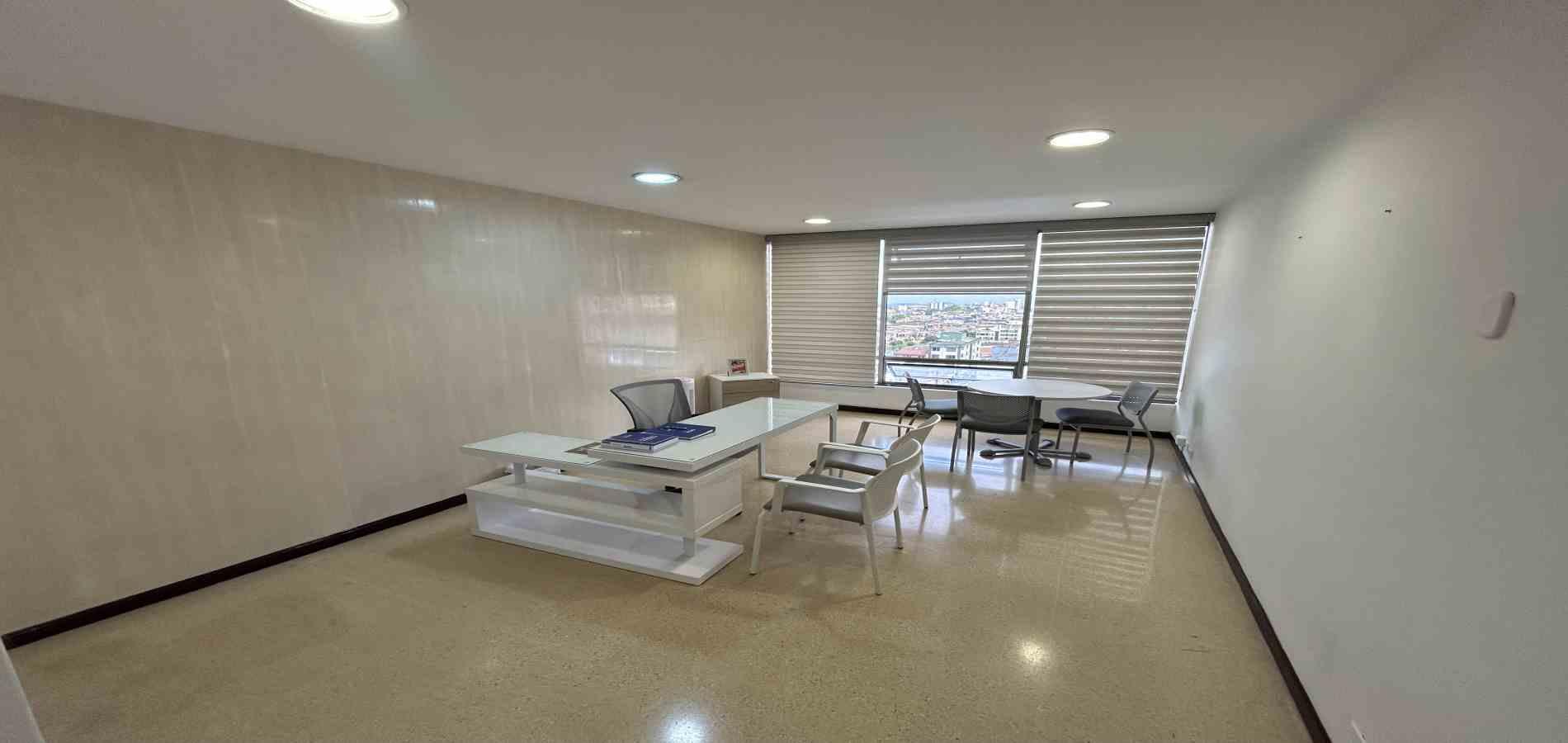 Foto de Oficina en Arriendo en Centro, Pereira - 1 - 279068183