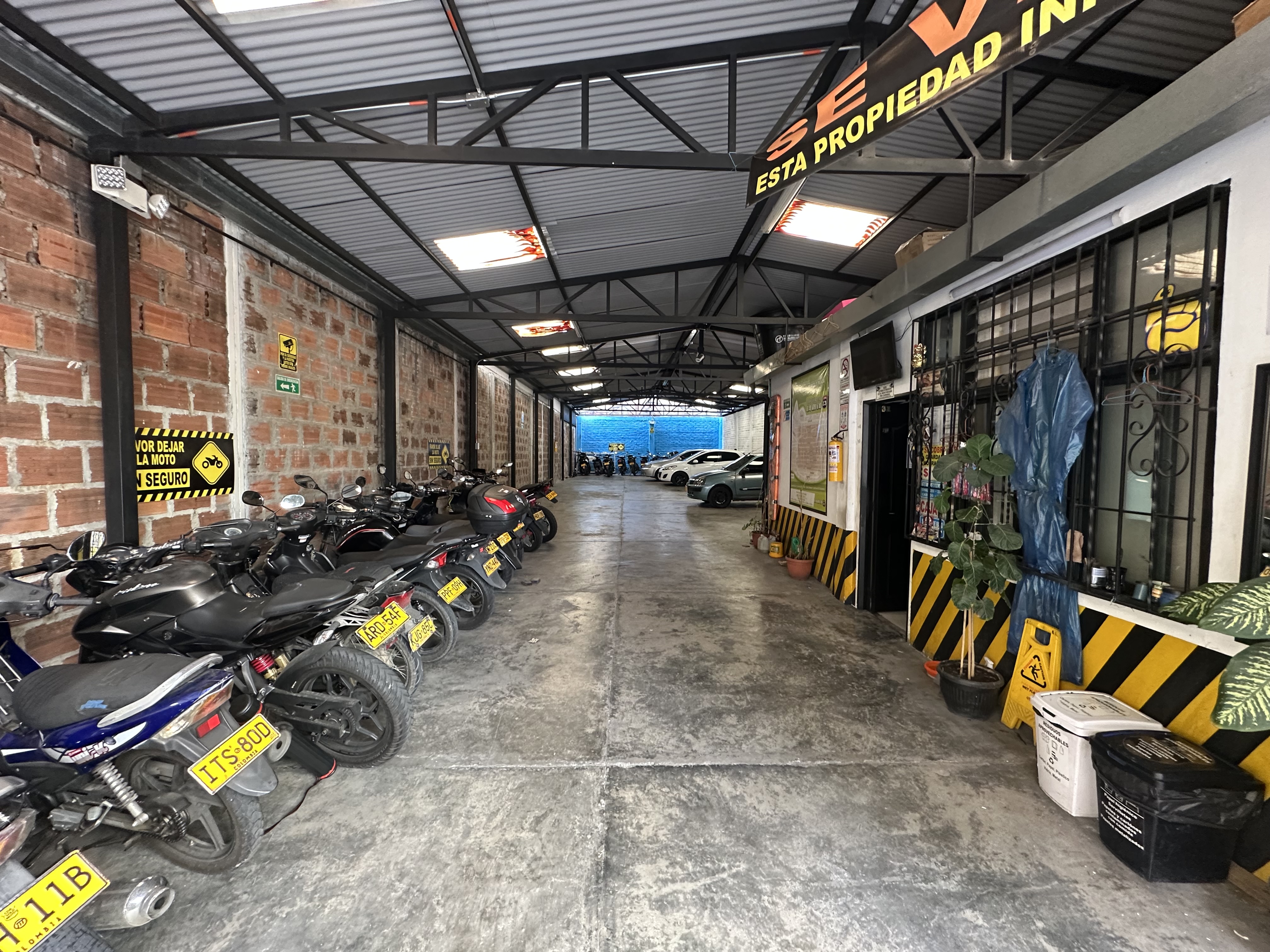 Foto de Local en Venta en Centro, Armenia  - 1 - 279068730