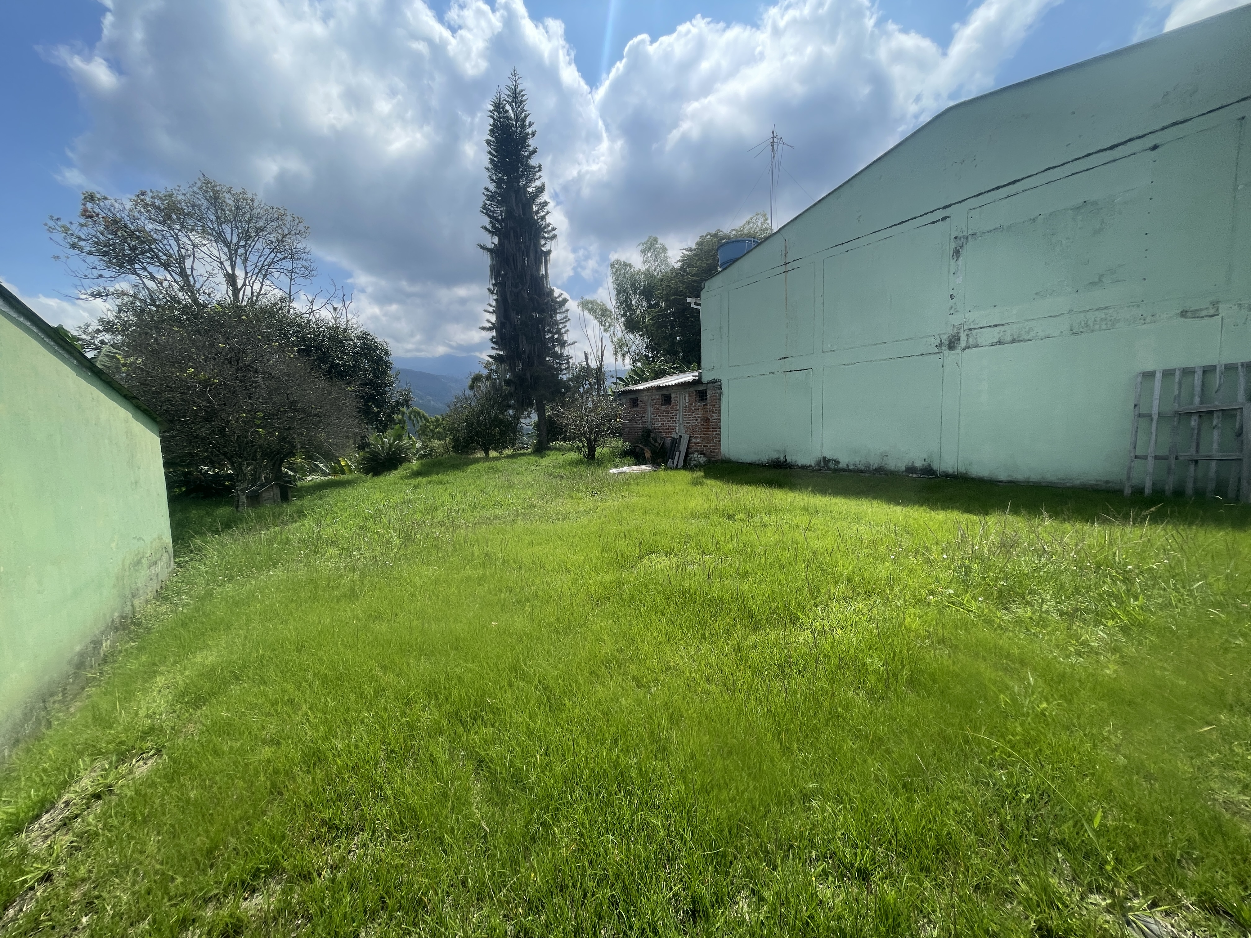 Foto de Lote / terreno en Venta en Av bolivar, Armenia  - 19 - 279065795