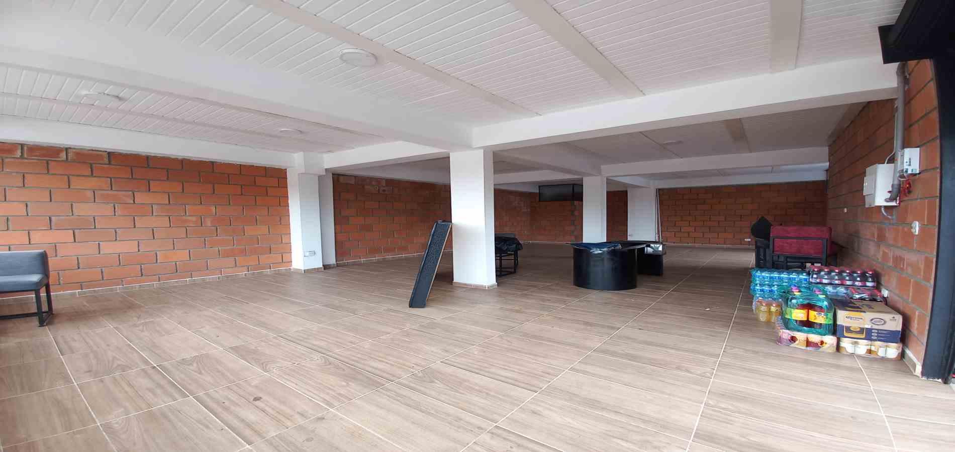 Foto de Local para Arriendo en Circunvalar, Pereira - 279068662