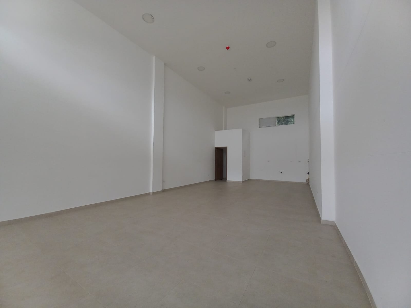 Foto de Local en Venta en Av. la romelia el pollo, Dosquebradas - 1 - 279067621