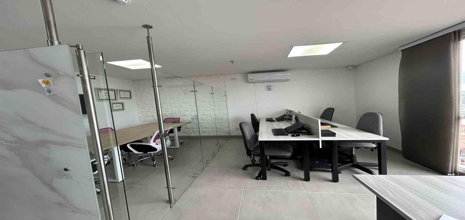 Foto de Oficina para Arriendo en Alamos, Pereira - 279068135