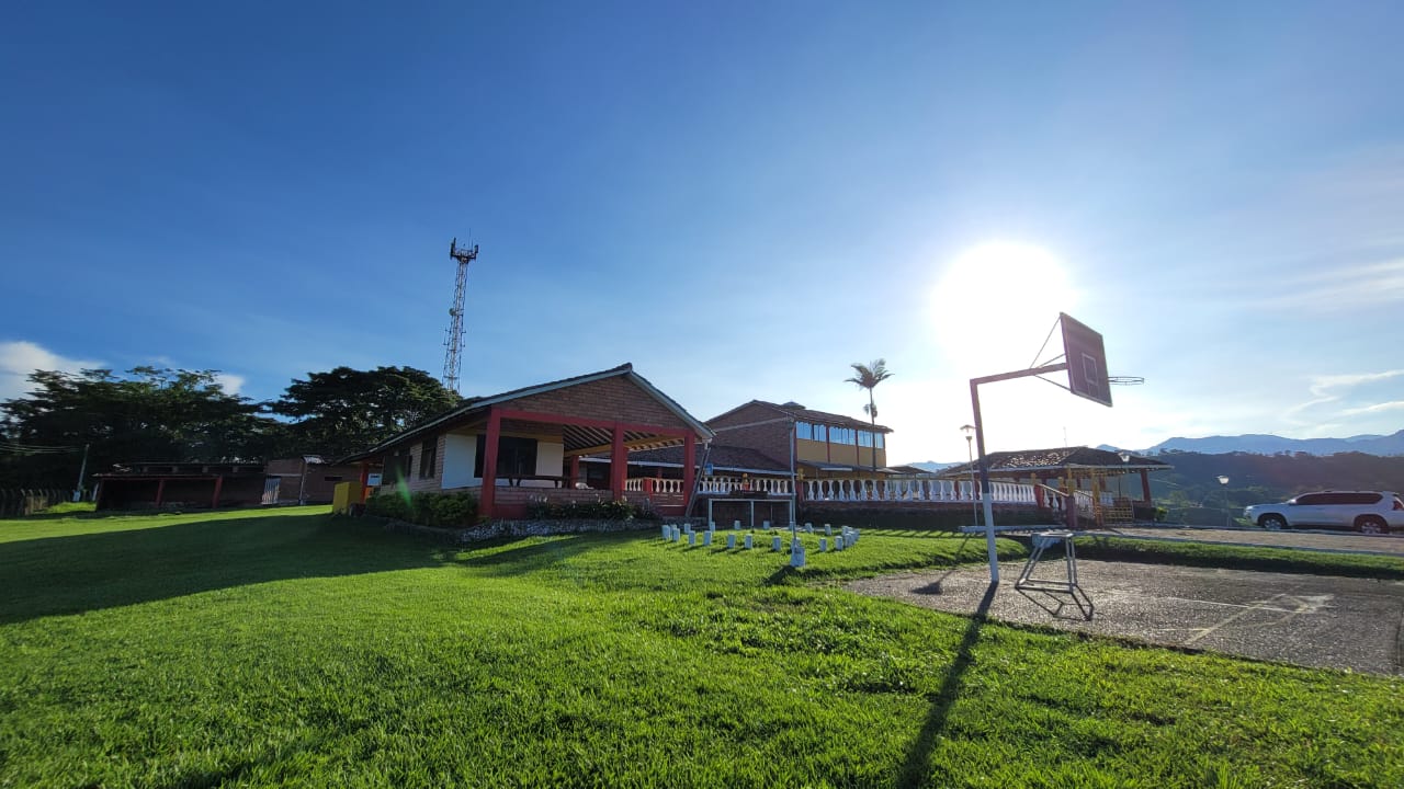 Foto de Casa campestre en Arriendo en Kilometro 41, Neira - 14 - 279025738