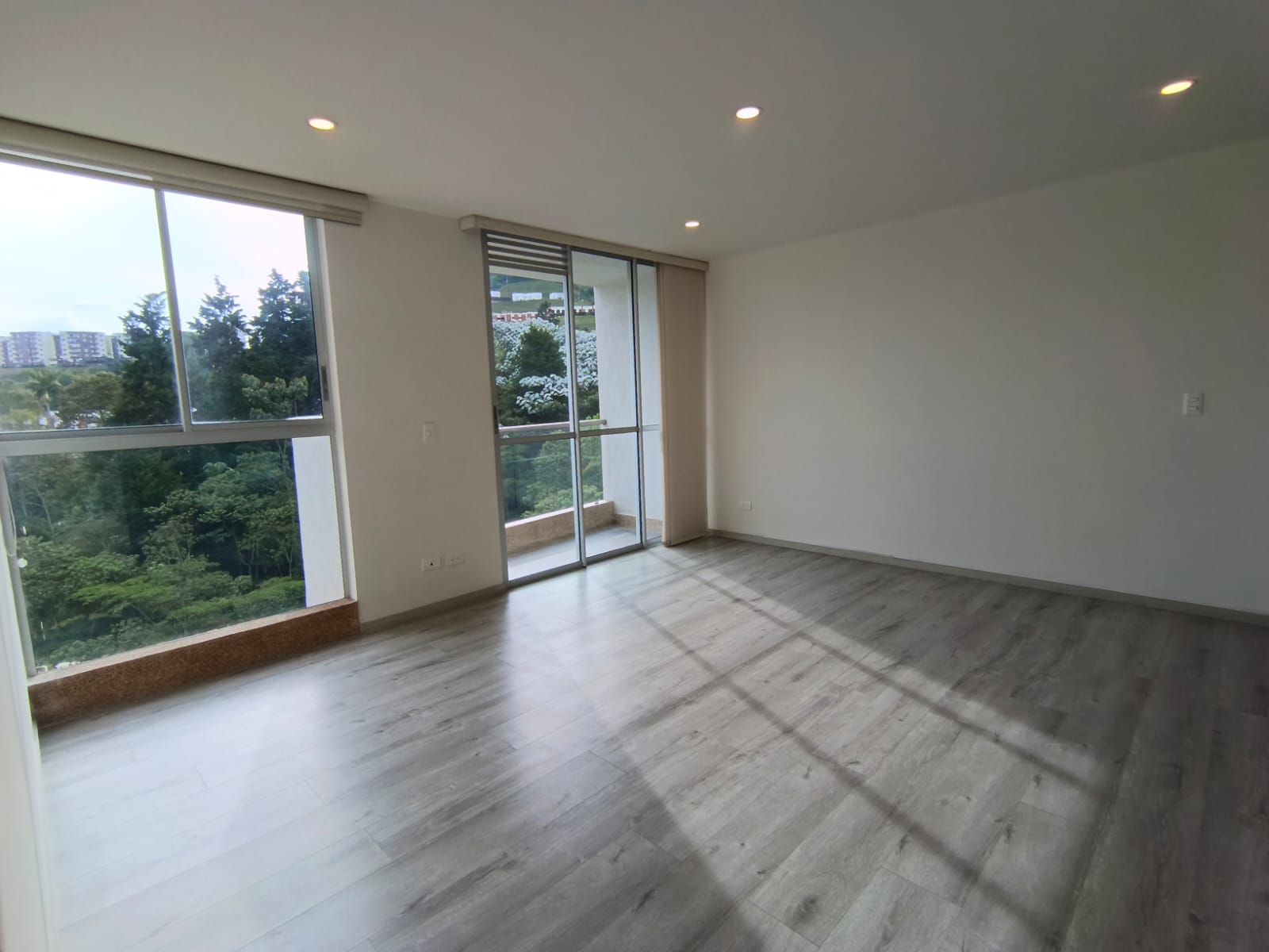Foto de Apartamento en Venta en Avenida alberto mendoza, Manizales - 21 - 279070072