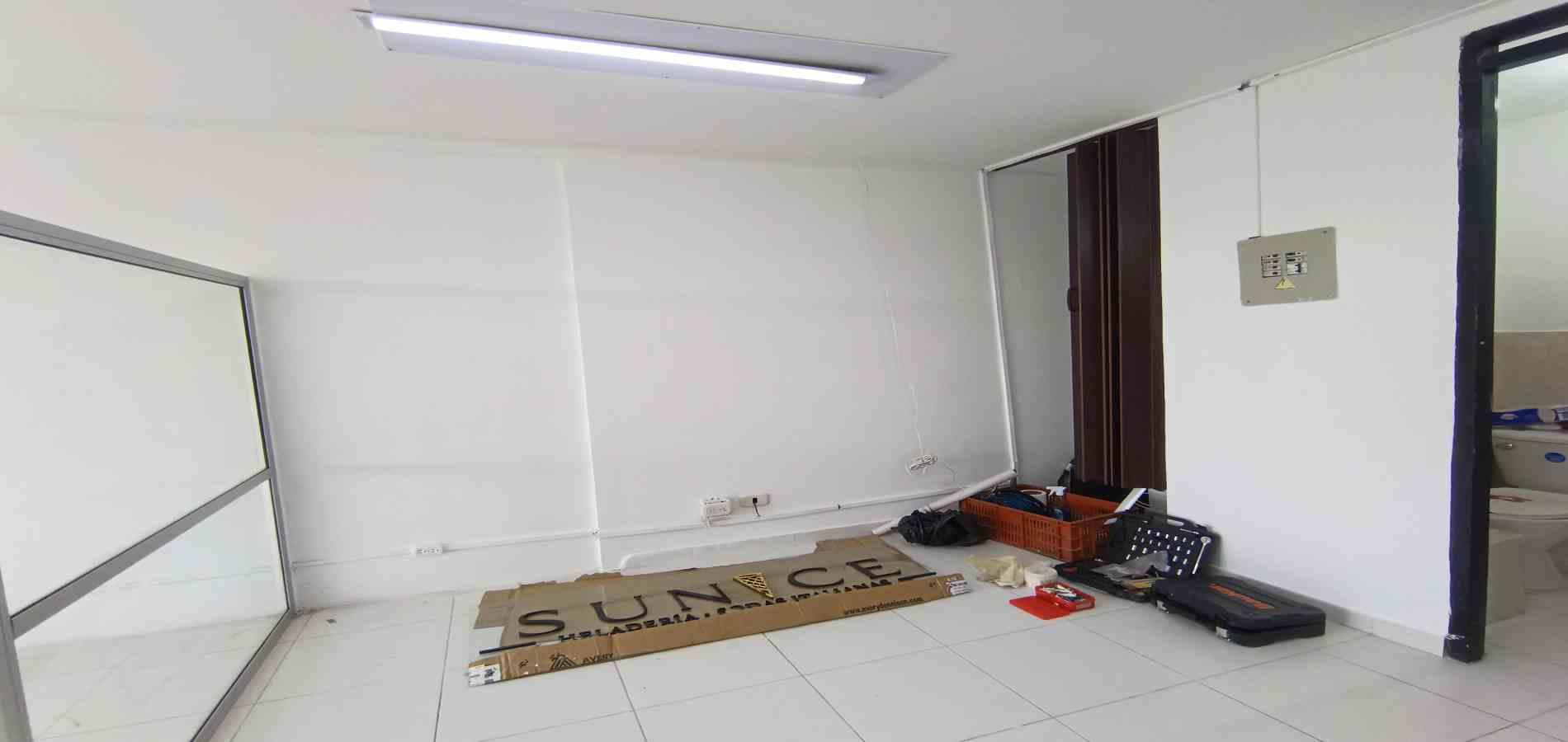 Foto de Local en Arriendo en Versalles, Manizales - 9 - 279069053