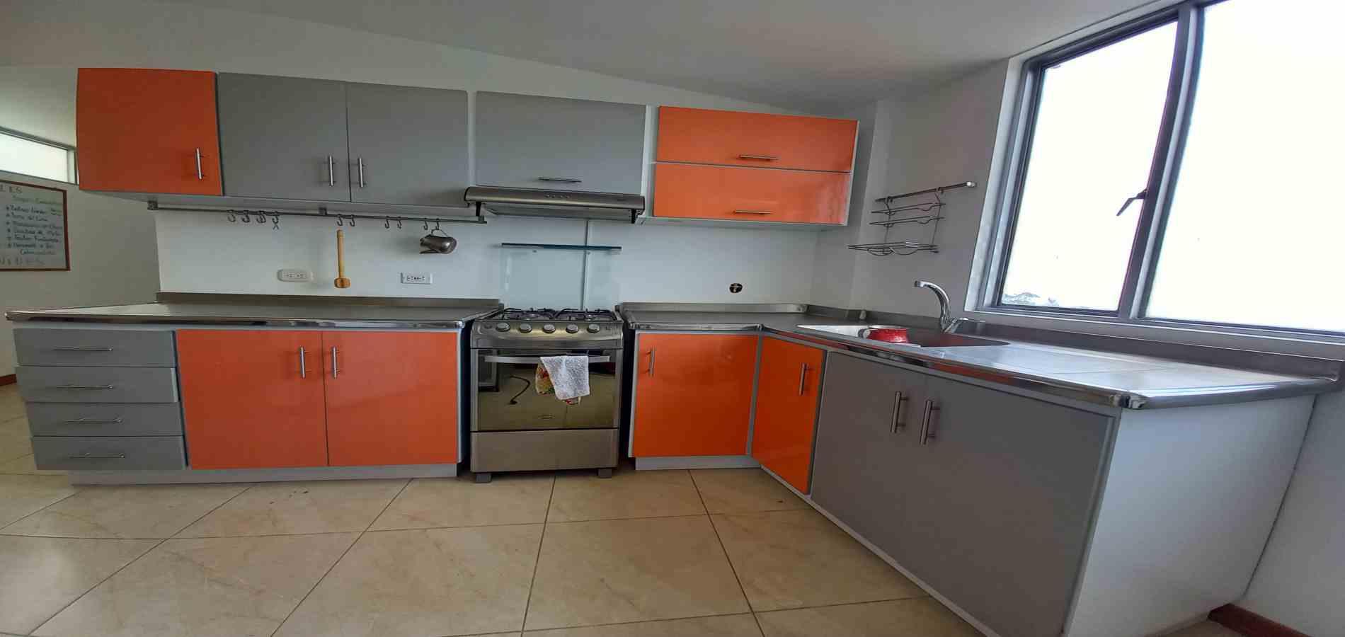 Foto de Apartamento para Arriendo en Alcazares, Manizales - 27922461