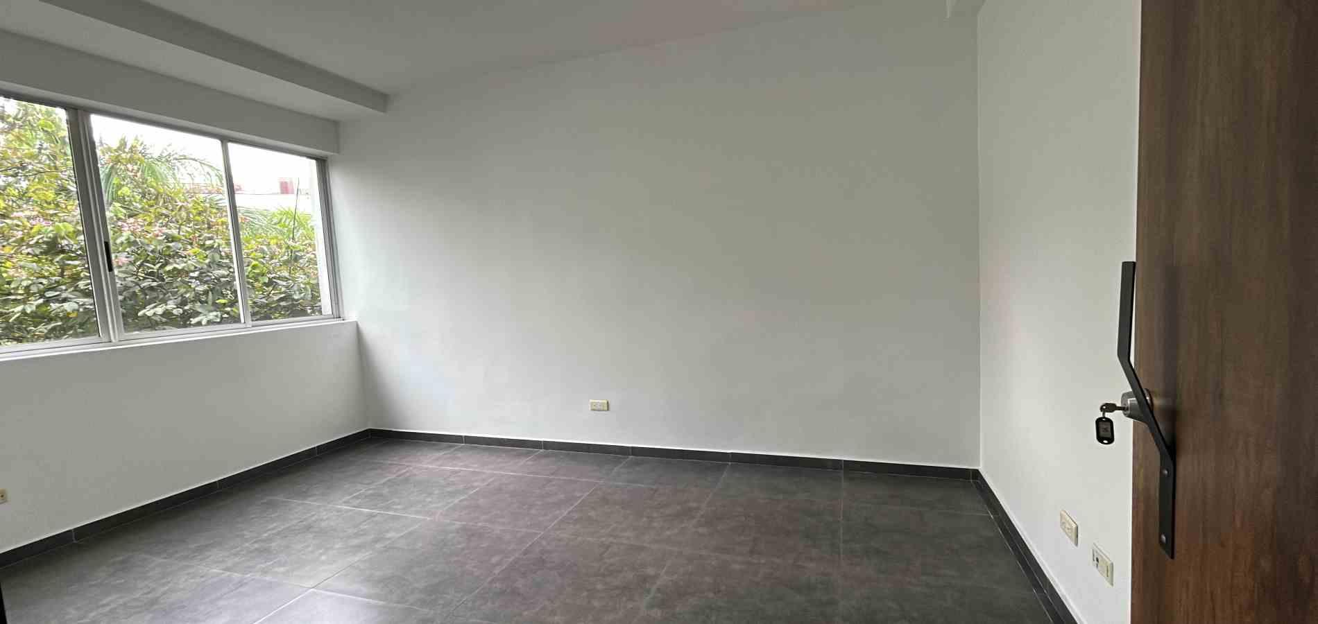 Foto de Edificio de apartamentos en Venta en Comuna universidad/san jose sur, Pereira - 33 - 279066639