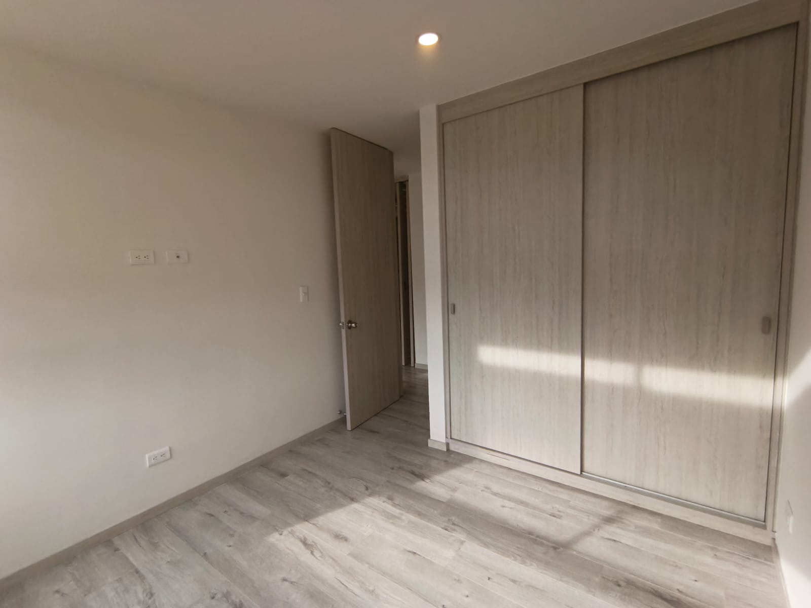 Foto de Apartamento en Venta en Avenida alberto mendoza, Manizales - 5 - 279070072