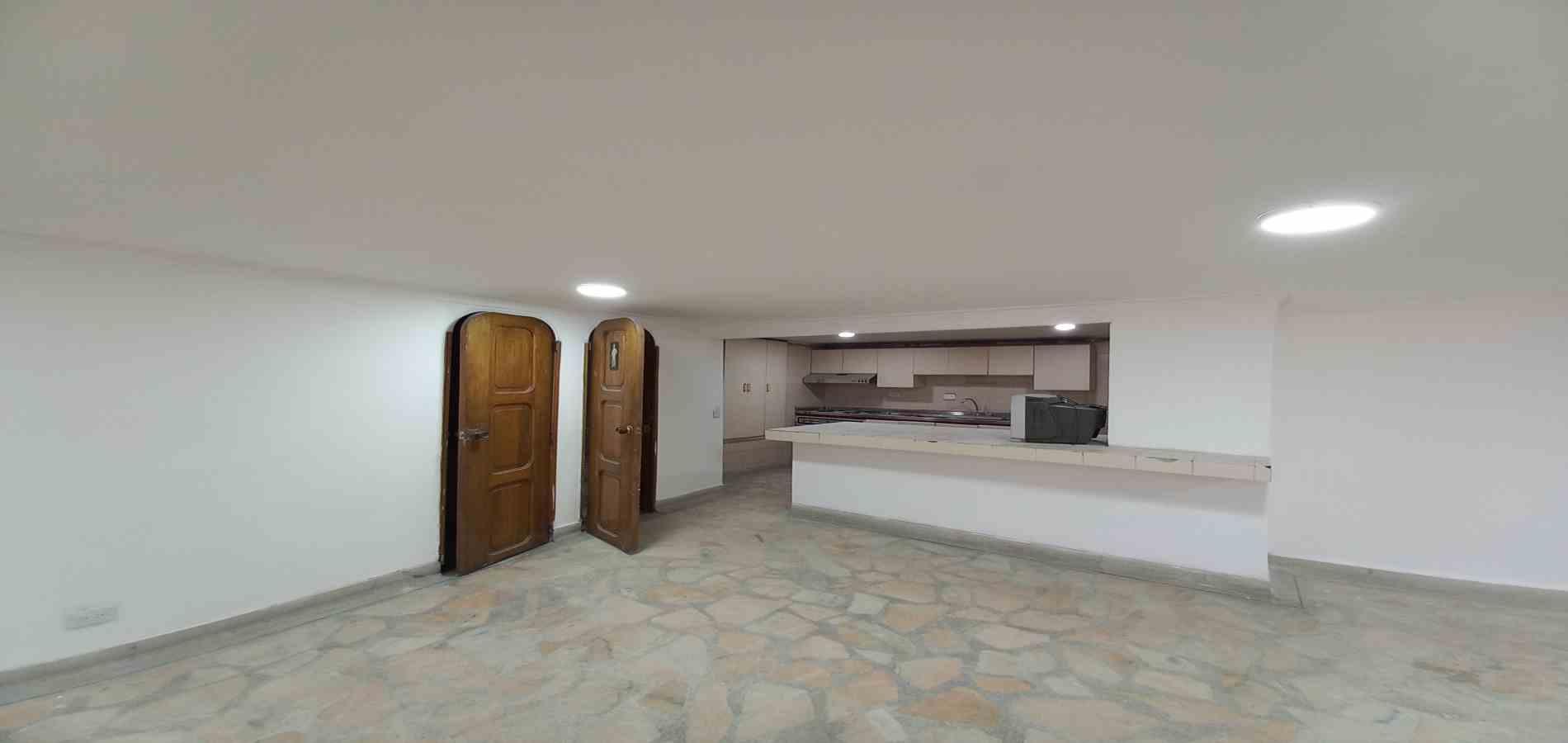 Foto de Local en Arriendo en Avenida 30 de agosto, Pereira - 12 - 279066493