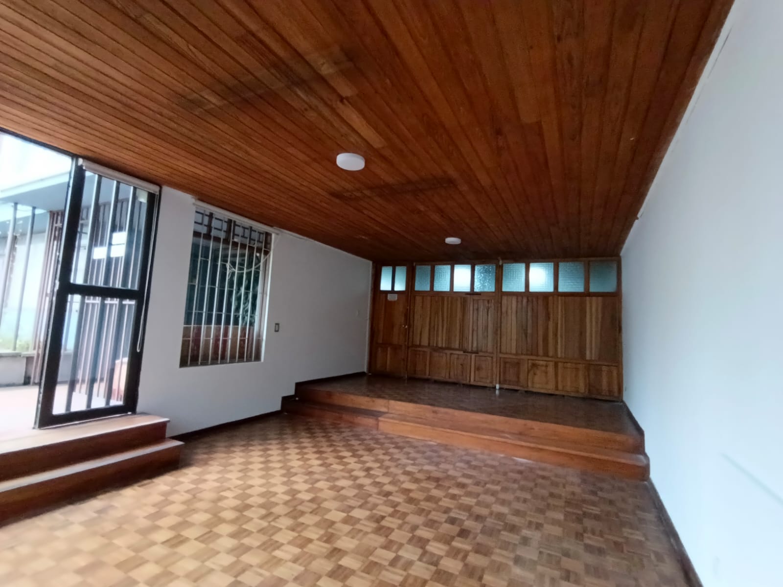 Foto de Local para Arriendo en Versalles, Manizales - 279054394