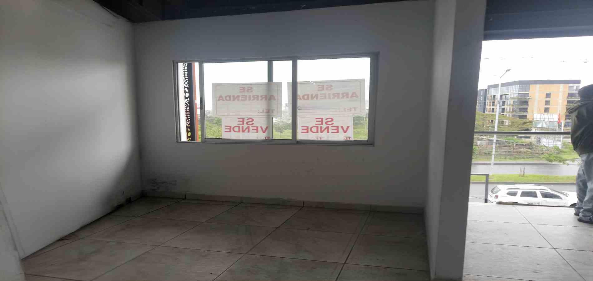 Foto de Local en Venta en Avenida centenario, Armenia  - 1 - 279067916